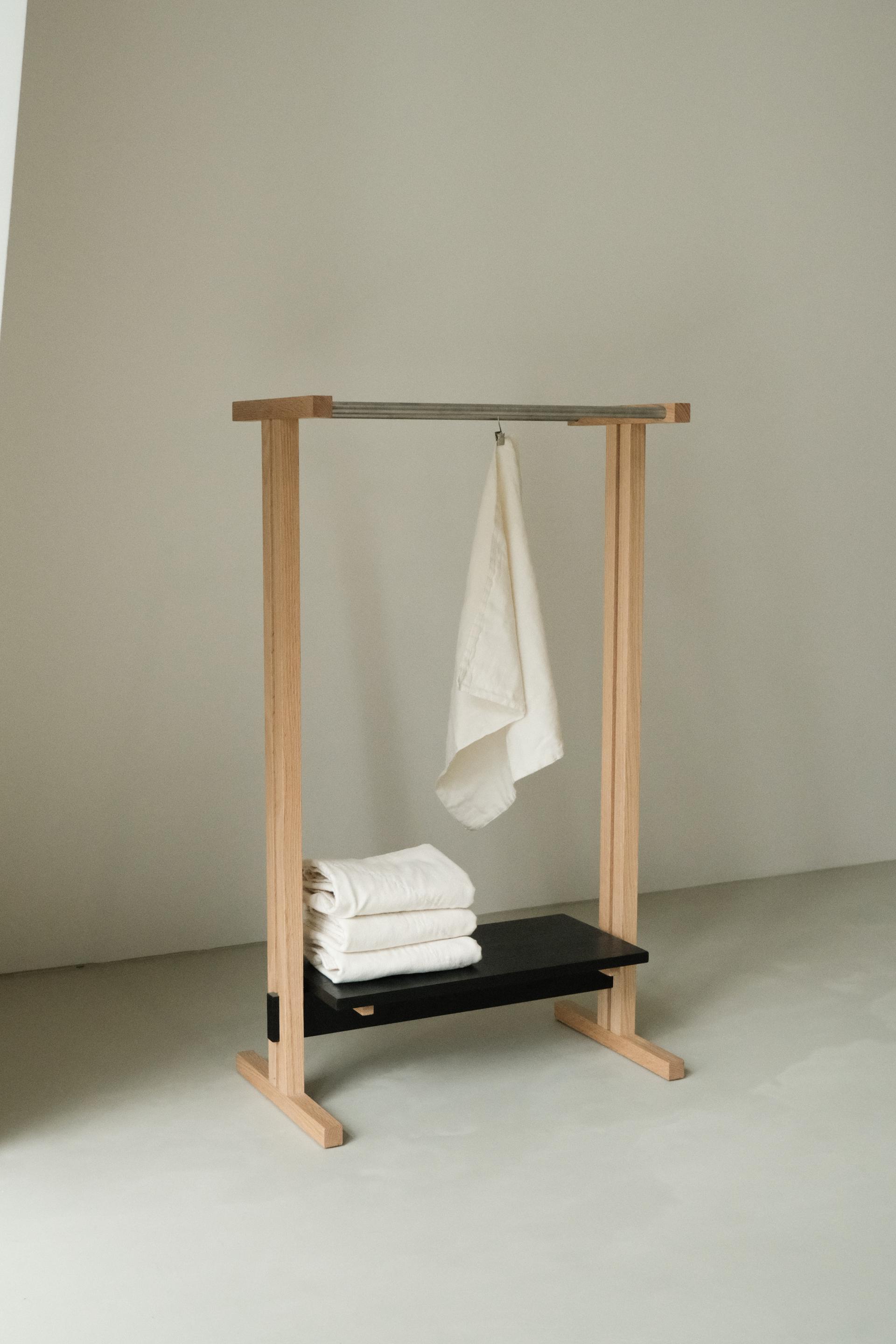 Parallel Hanger