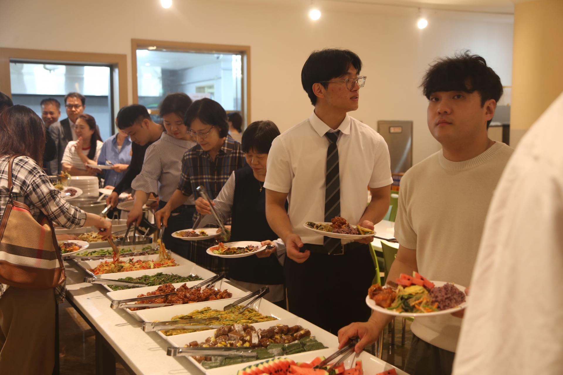 9d3efb22550d6.jpg