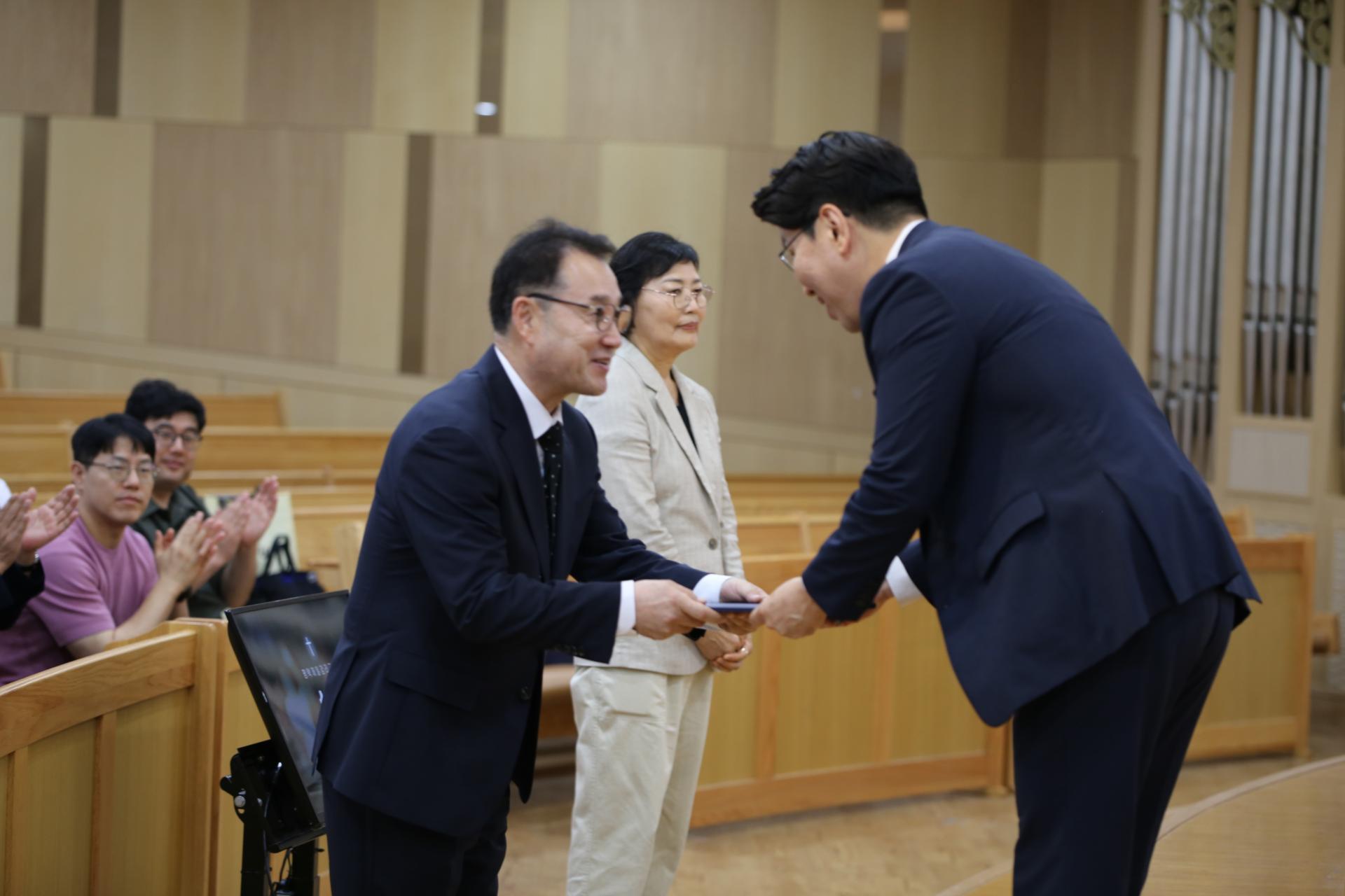 a644175bd2023.jpg