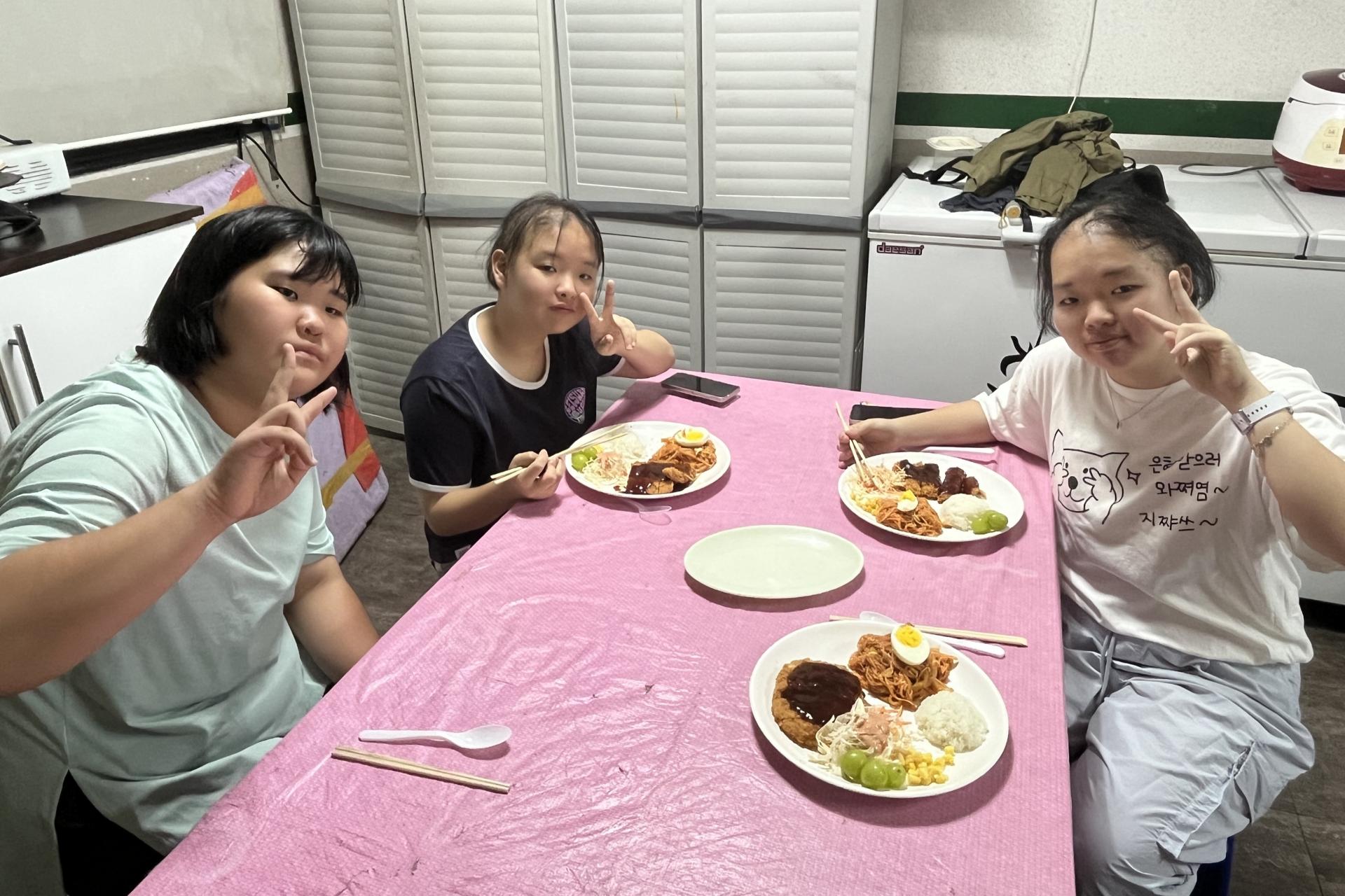 d80d36f318f9c.jpg