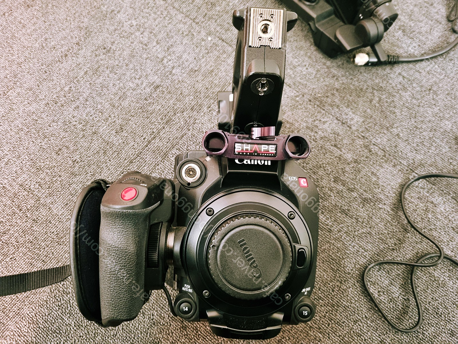 EOSc300M3