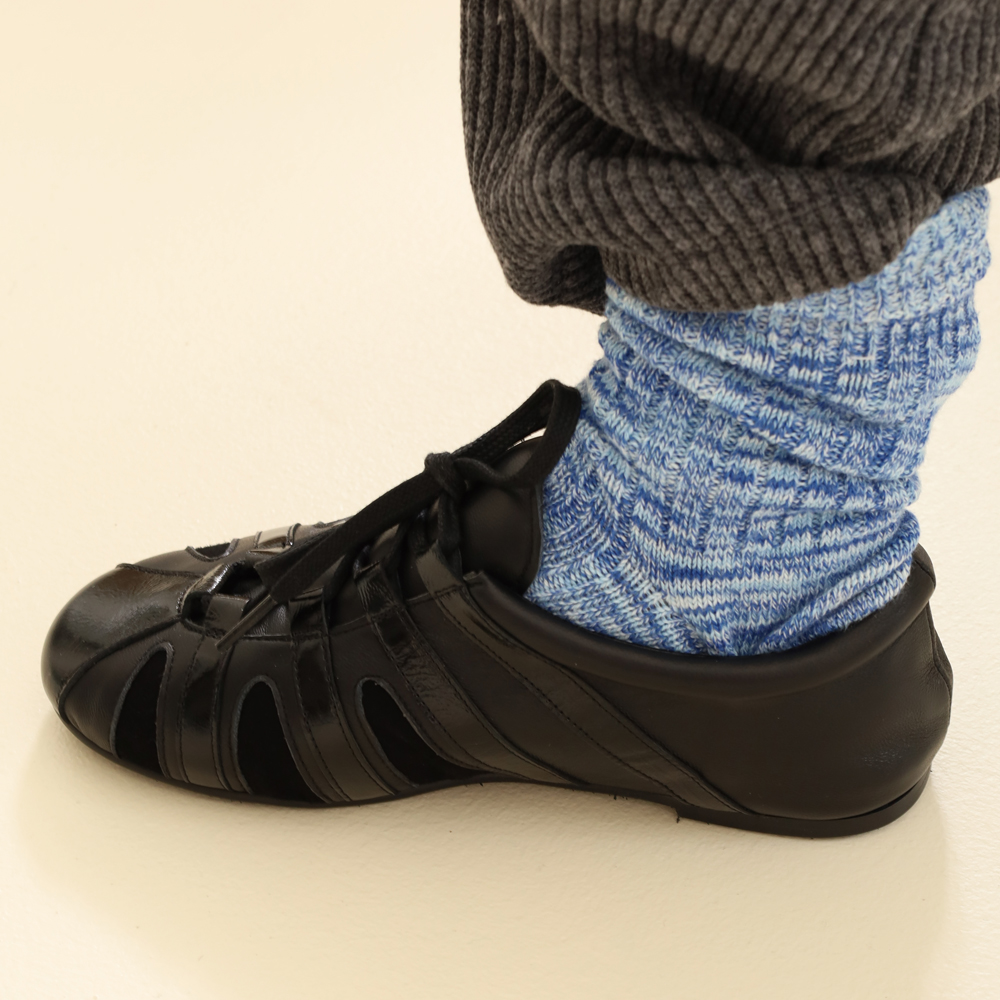 [NEW] The Valley Hiker Black