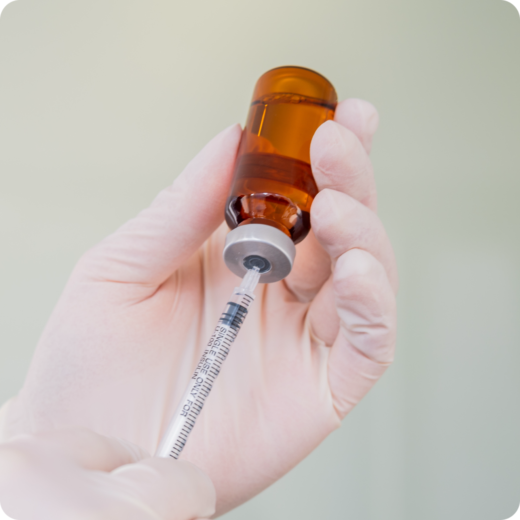 이온 만성 질염 치료 - 근본적인 염증 치료가 가능한 아피톡신(Apitoxin)을 시술합니다.