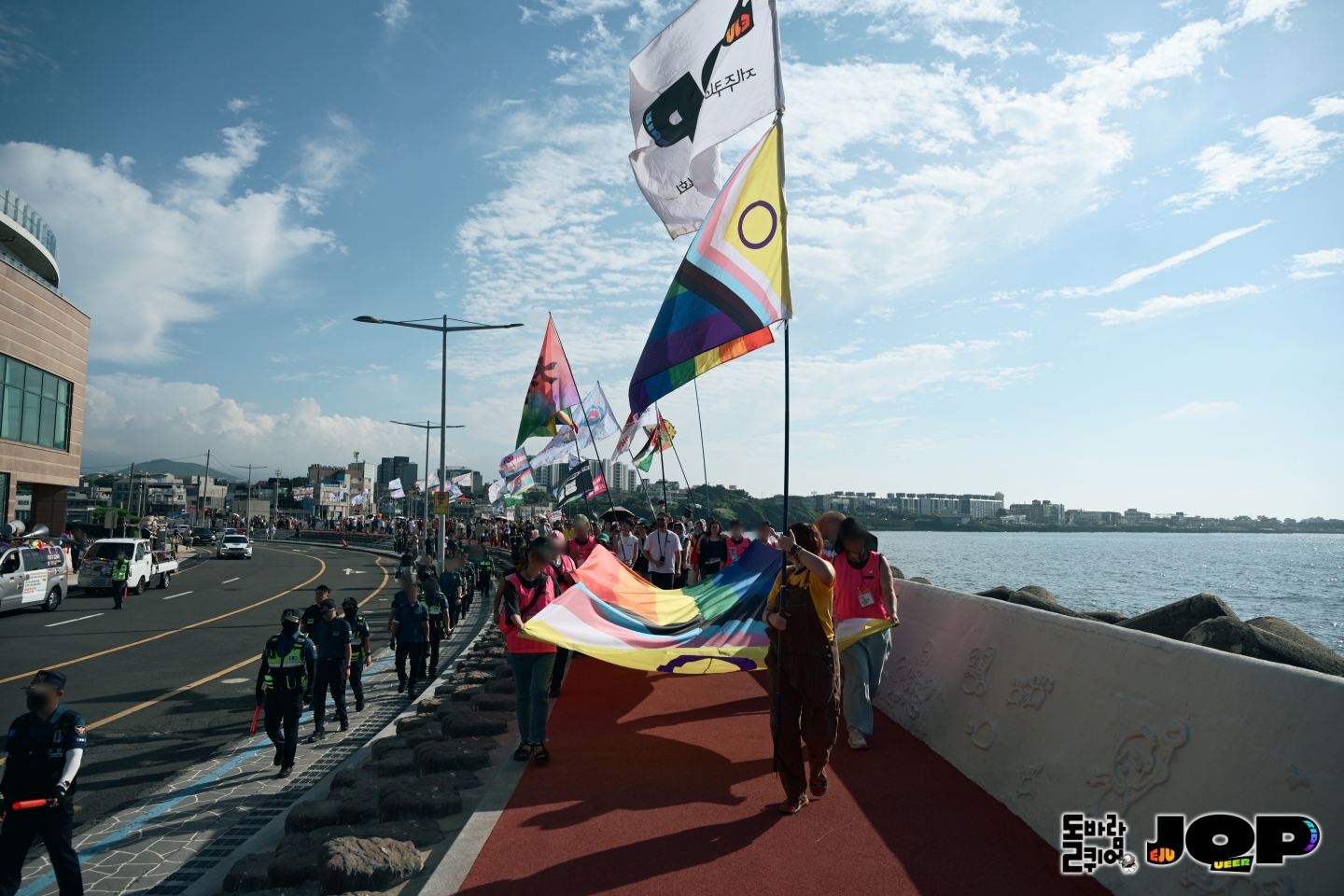 54296a16d134a.jpg