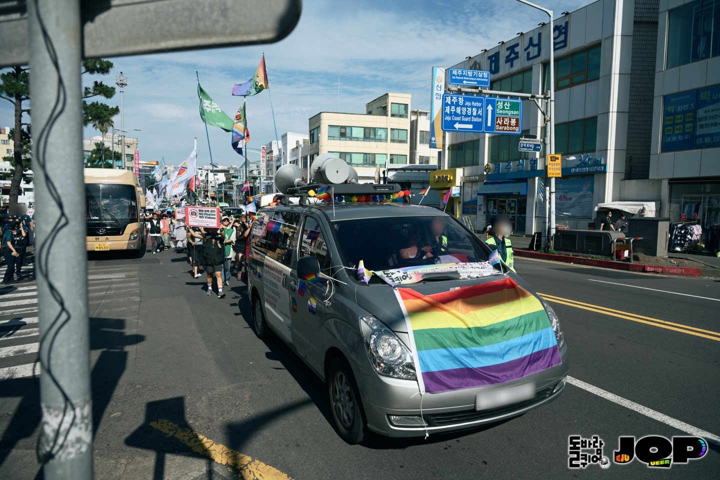 6f1b77af76936.jpg