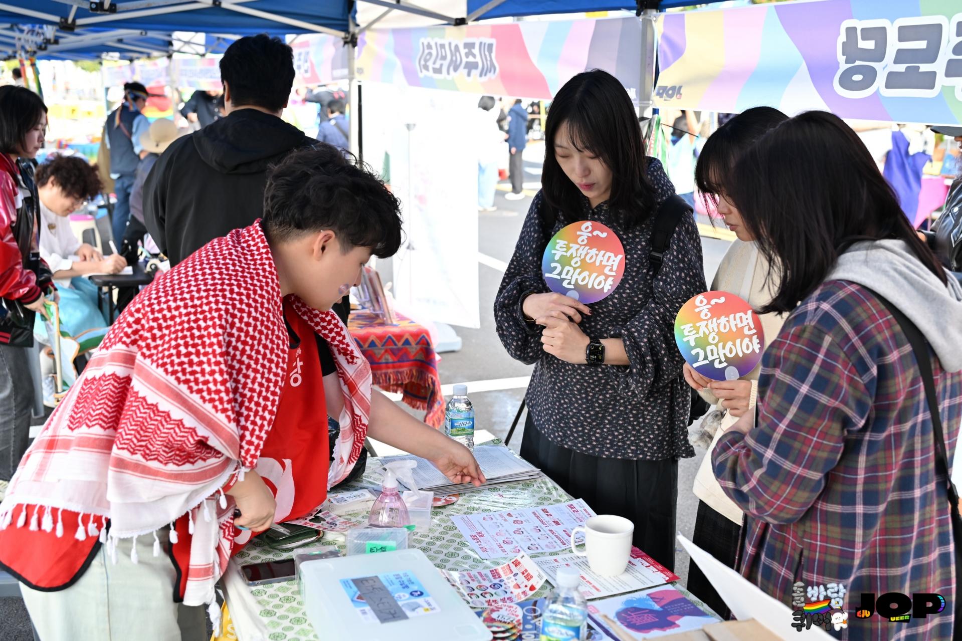 8890a17abf5ac.jpg