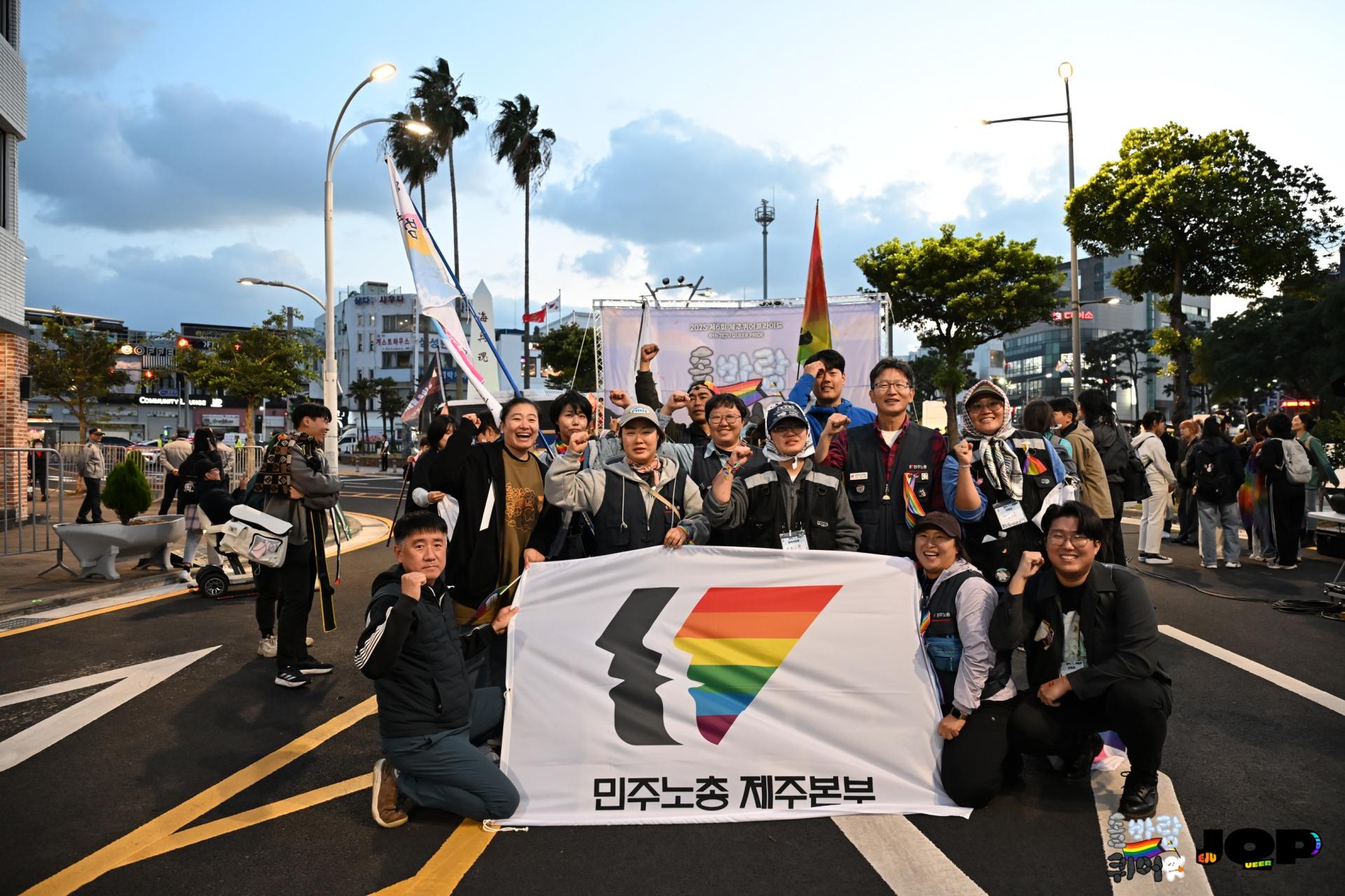 9f3b492f7f50a.jpg