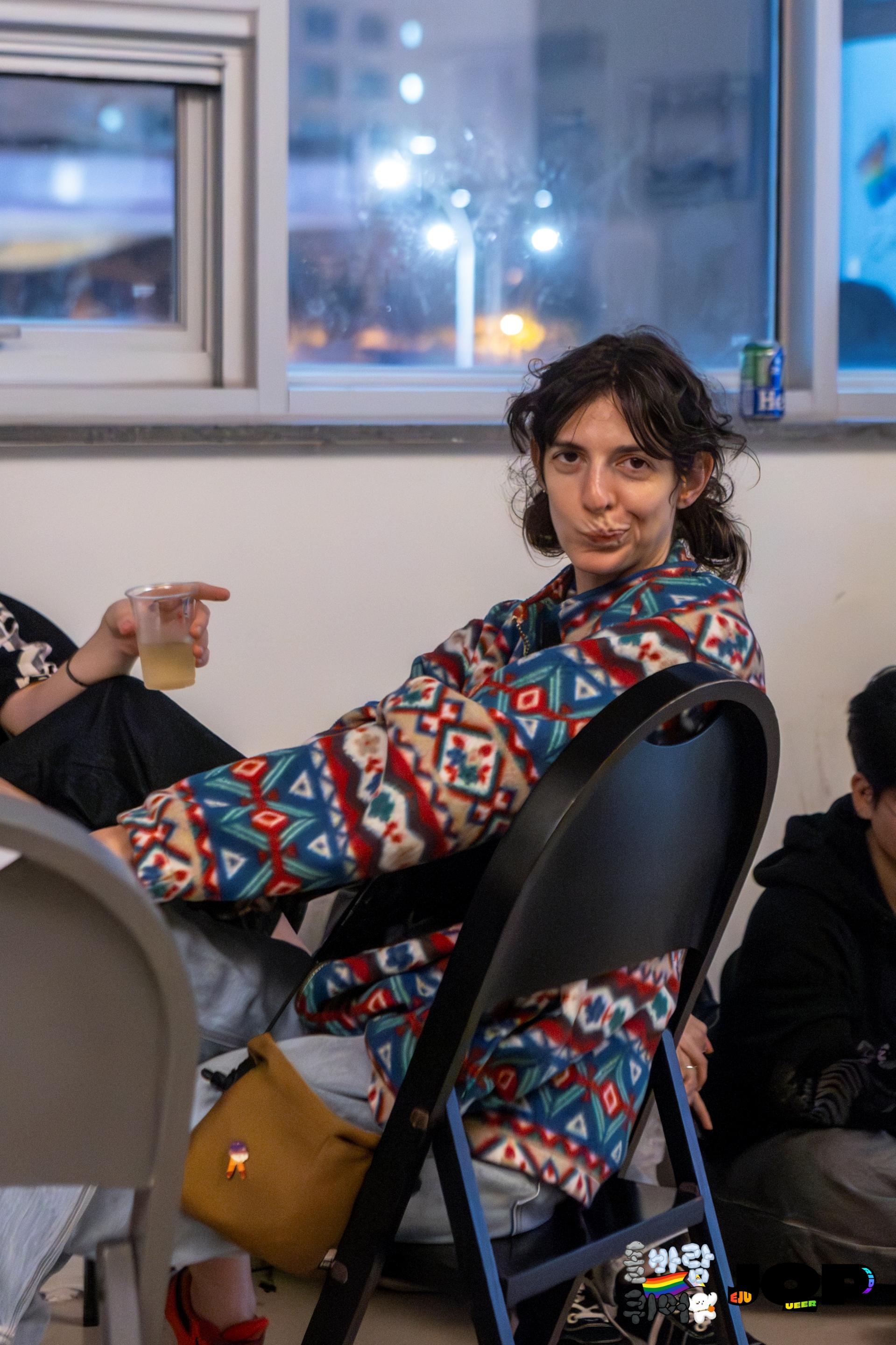 b4ec8a2a343da.jpg