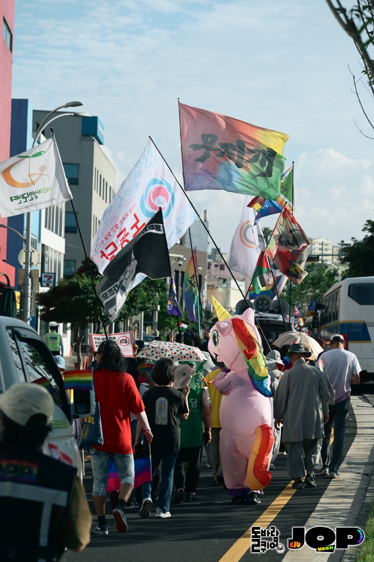 caaf2f446c87f.jpg