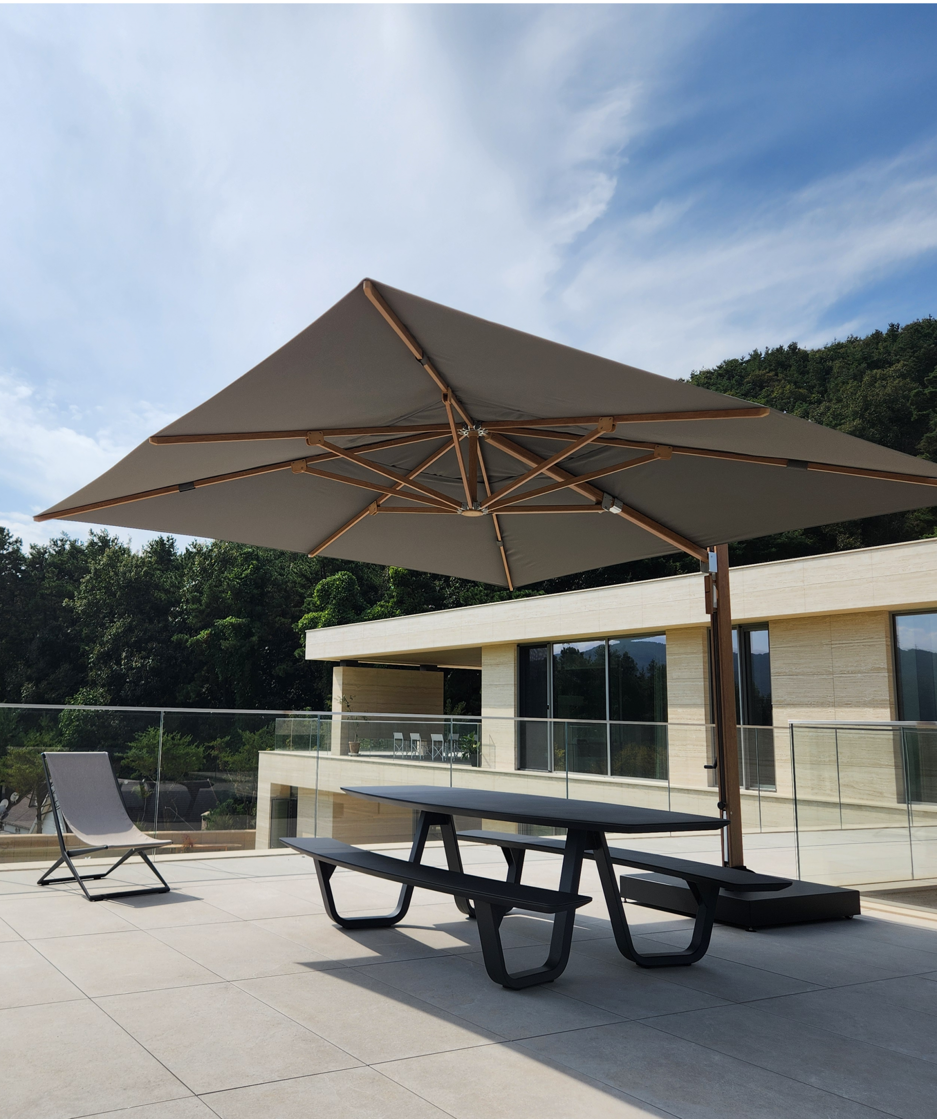 4m x 4m Square Cantilever