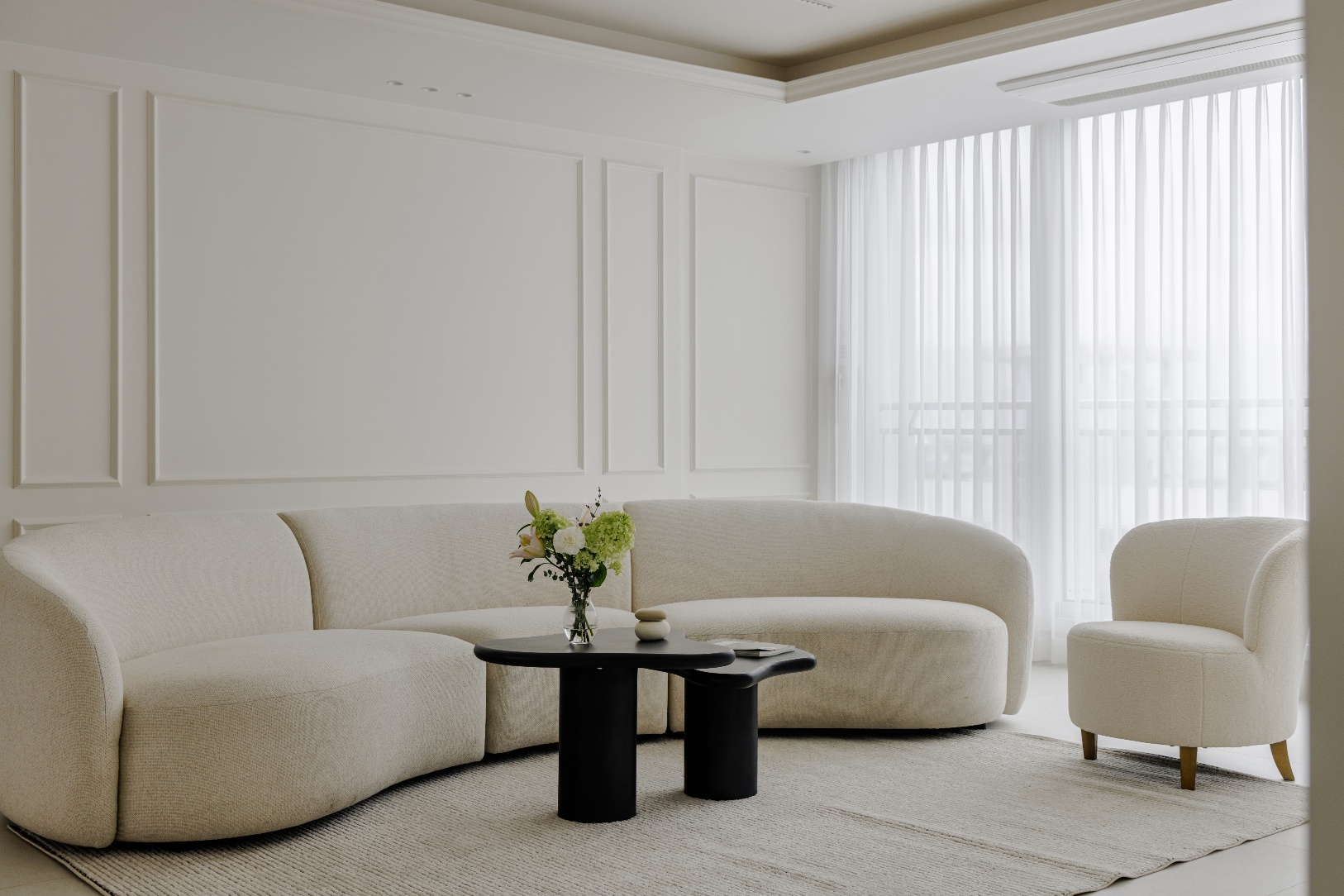 CURV MODULAR SOFA · 커브 모듈 소파 | 9월 입고 예정