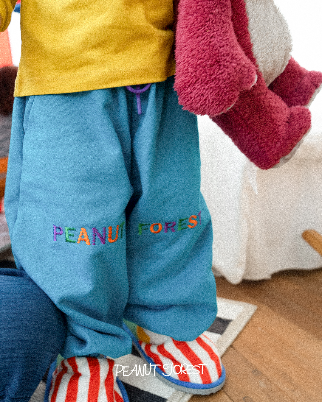 COLOR JOGGER PANTS / BLUE