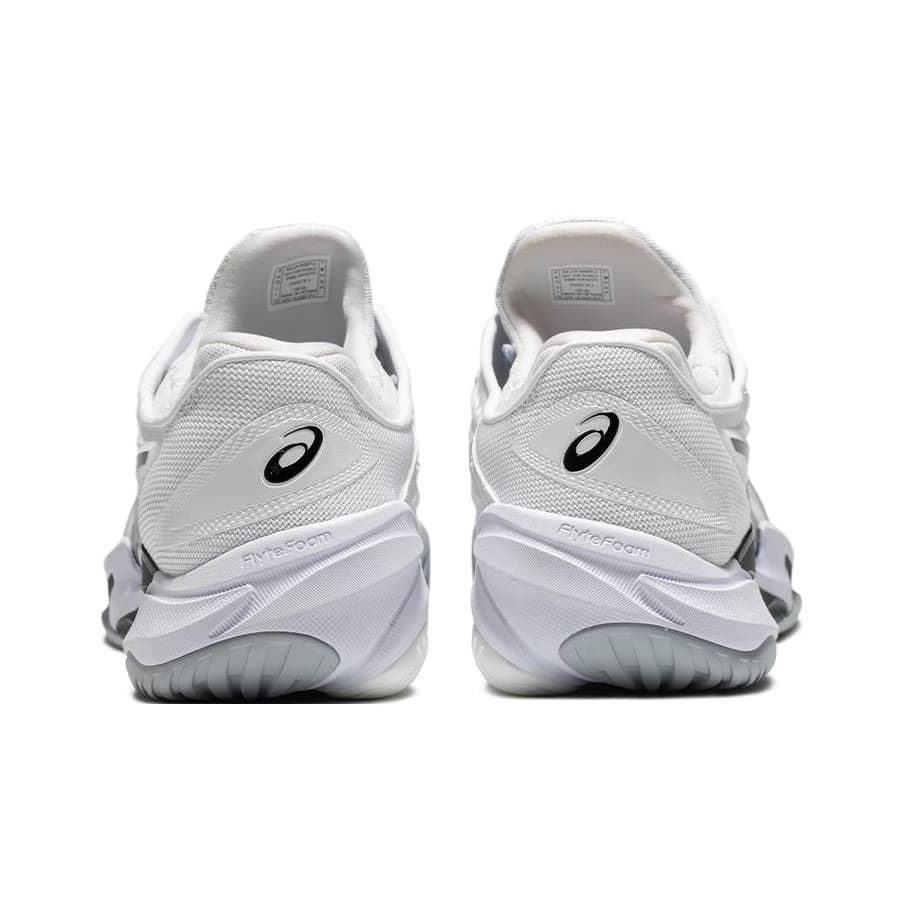 코트 FF3 화이트 블랙 1041A370-100