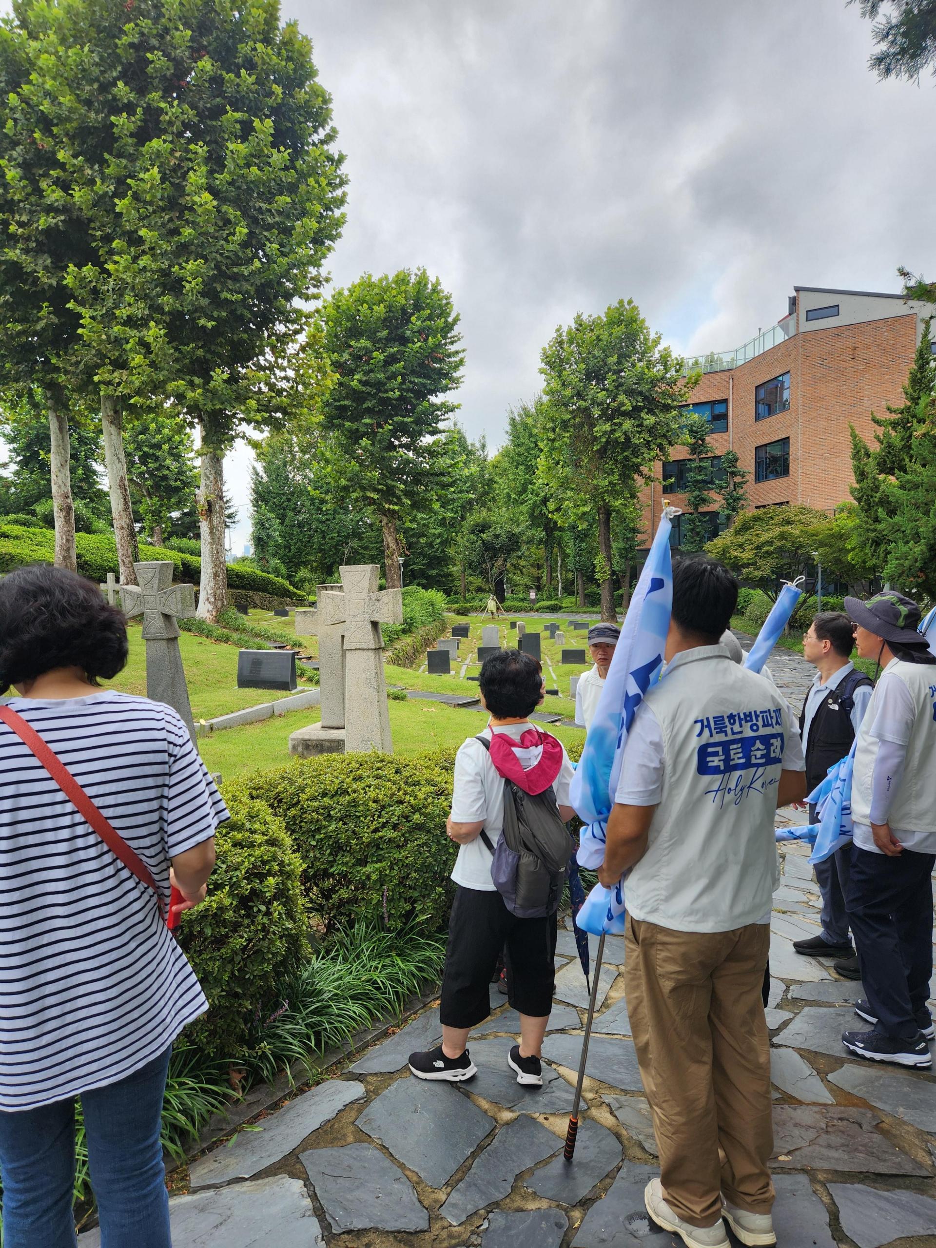 81a071fd76f25.jpg