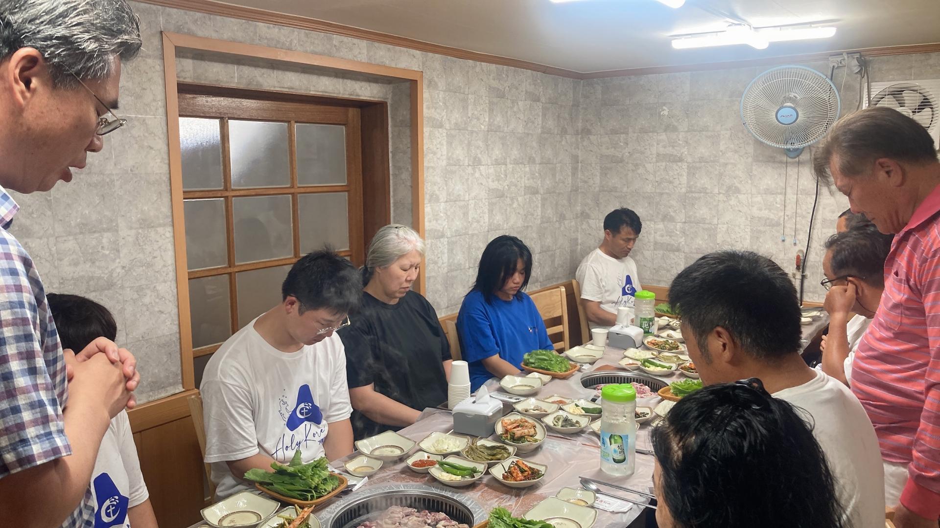 8c24aae9c833f.jpg