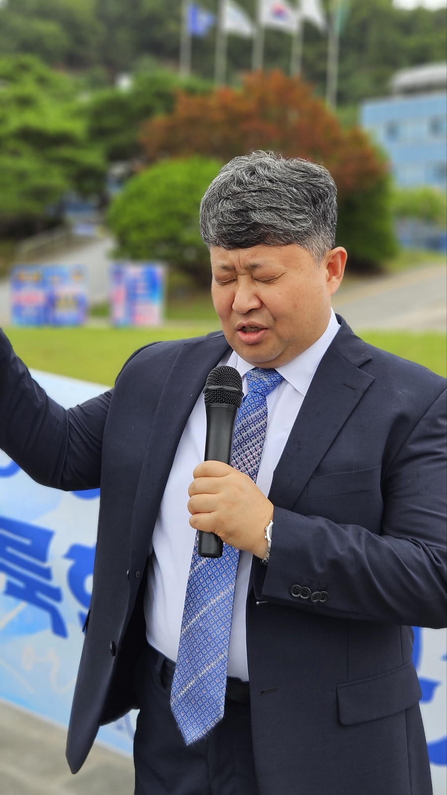 aeb2548e63c86.jpg
