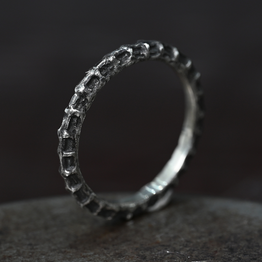 JS009
