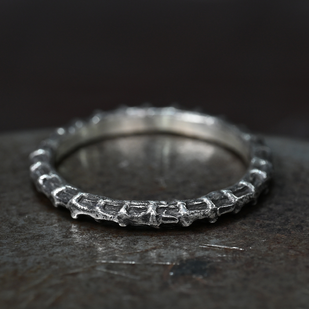 JS009