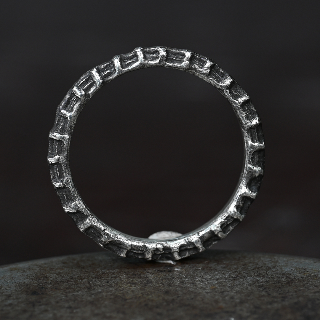 JS009