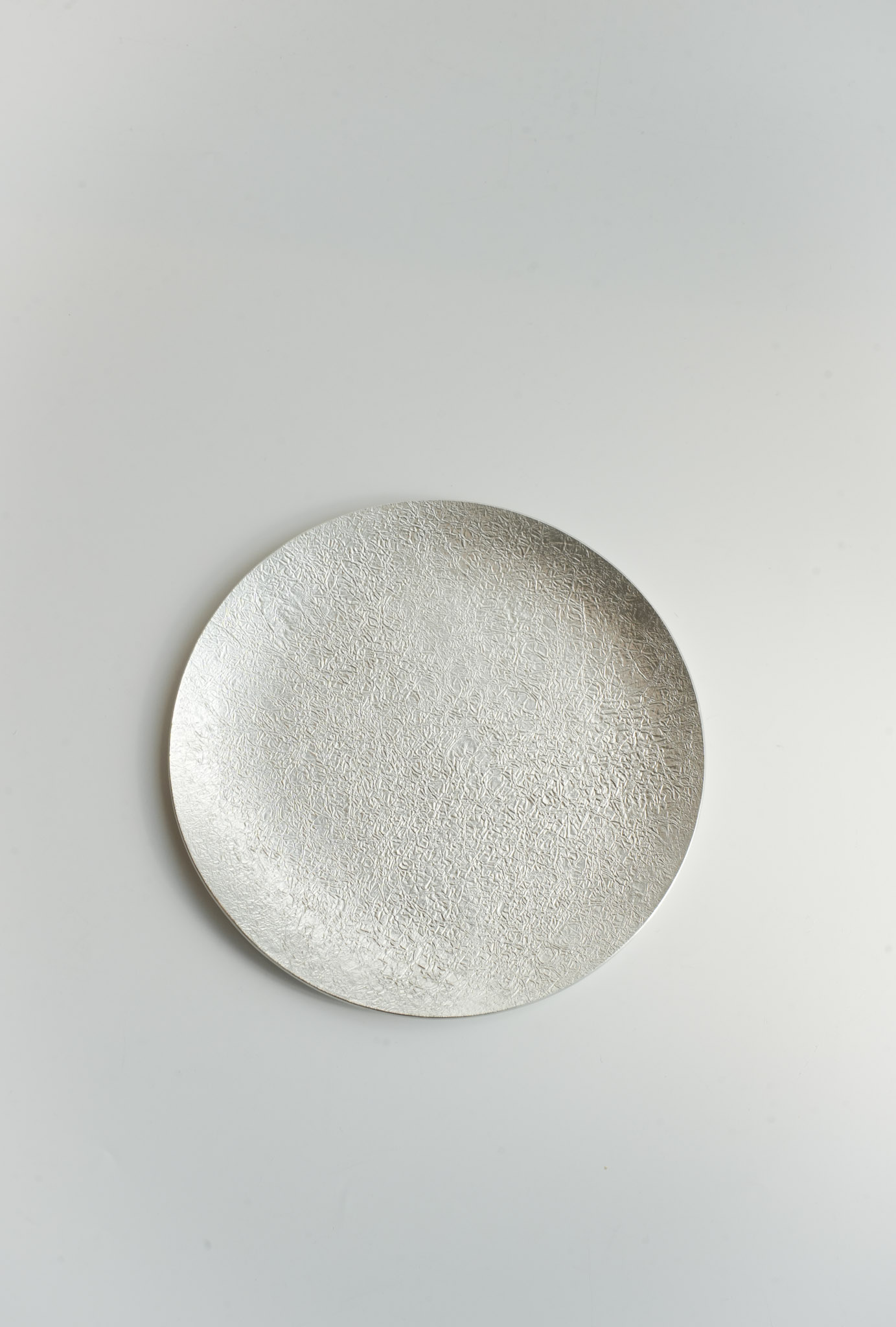 Round Plate-Cracked Ice