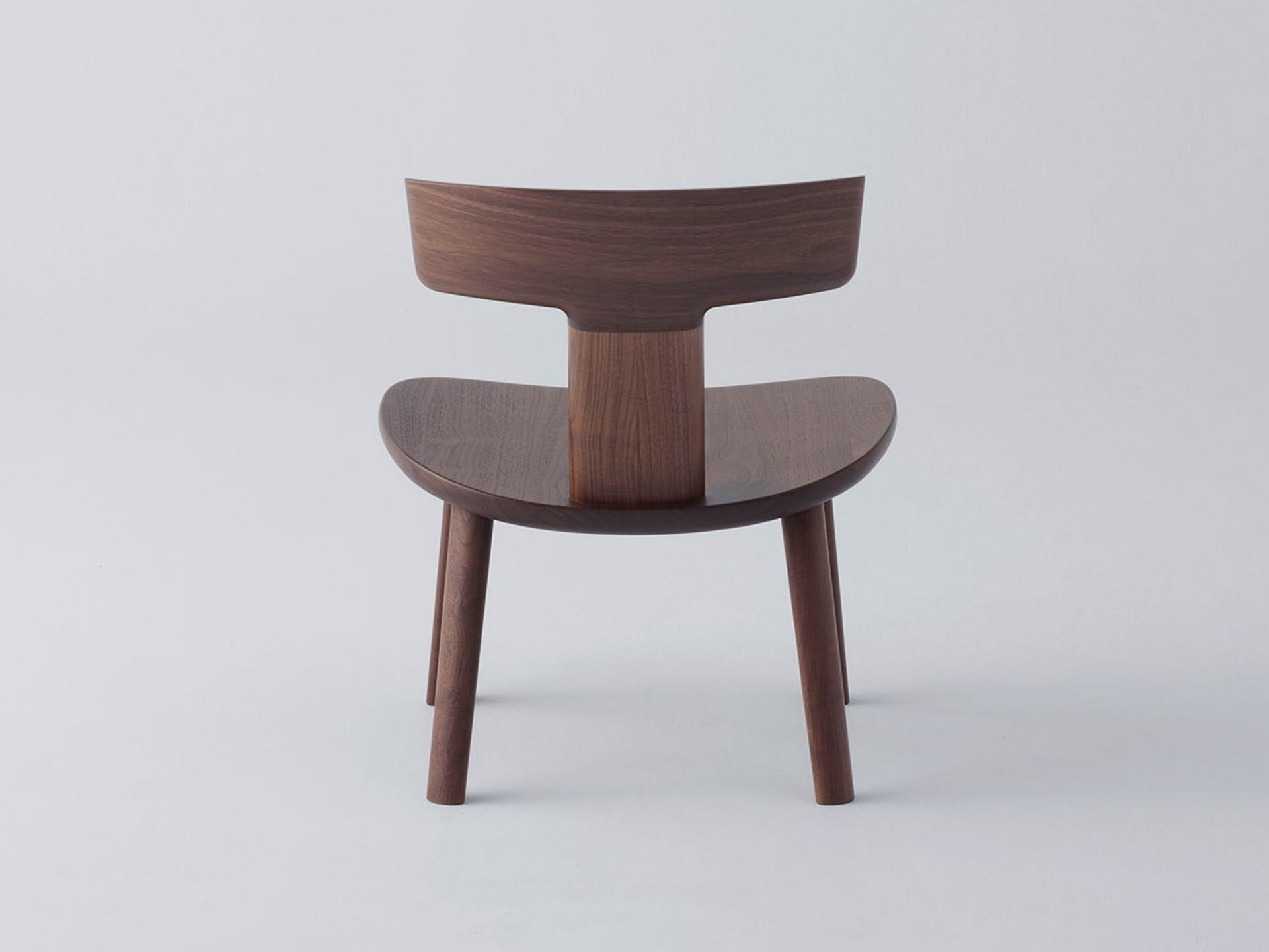 Hinode Lounge Chair (Wooden Seat)