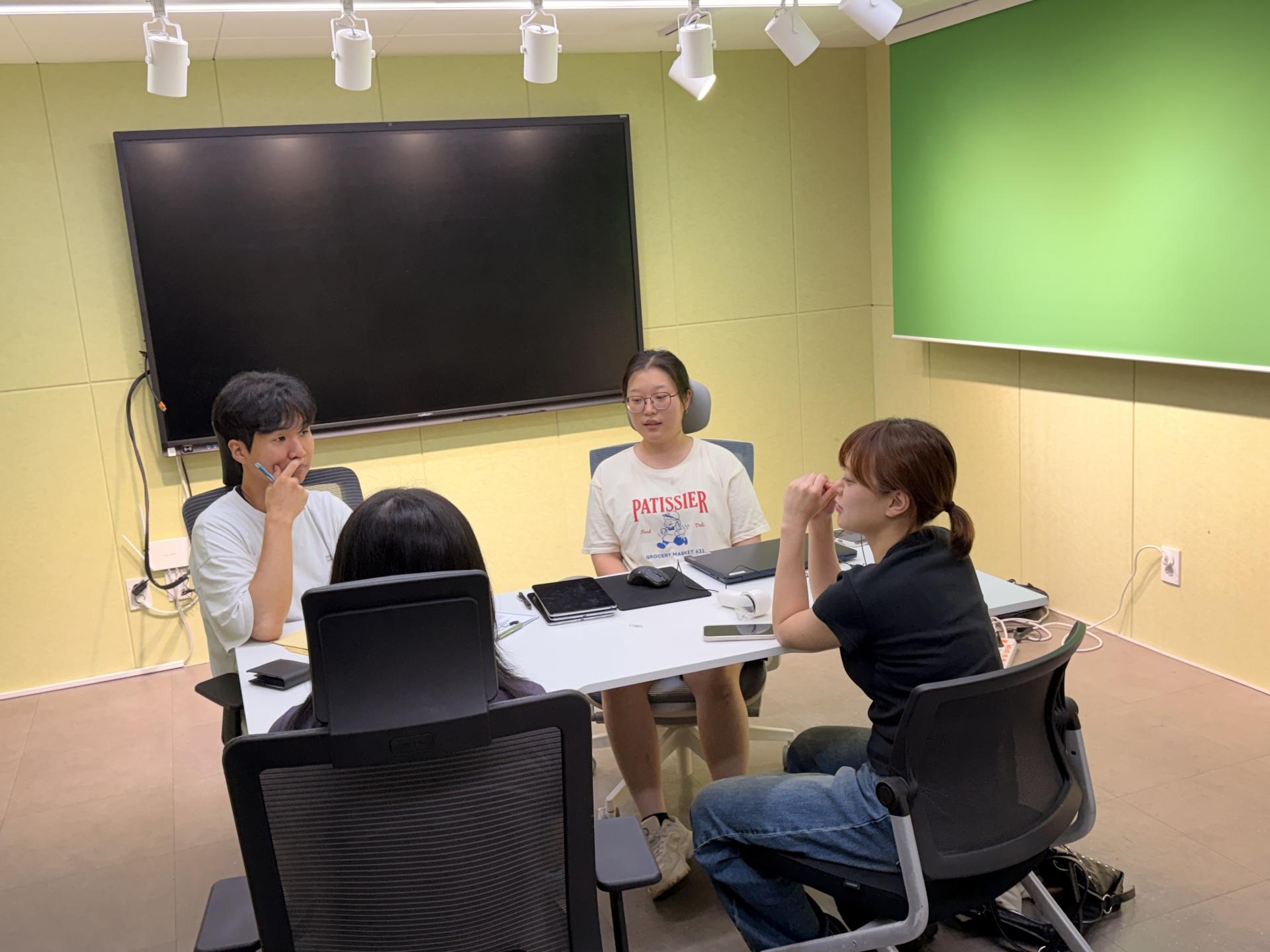 5abc9368c1510.jpg