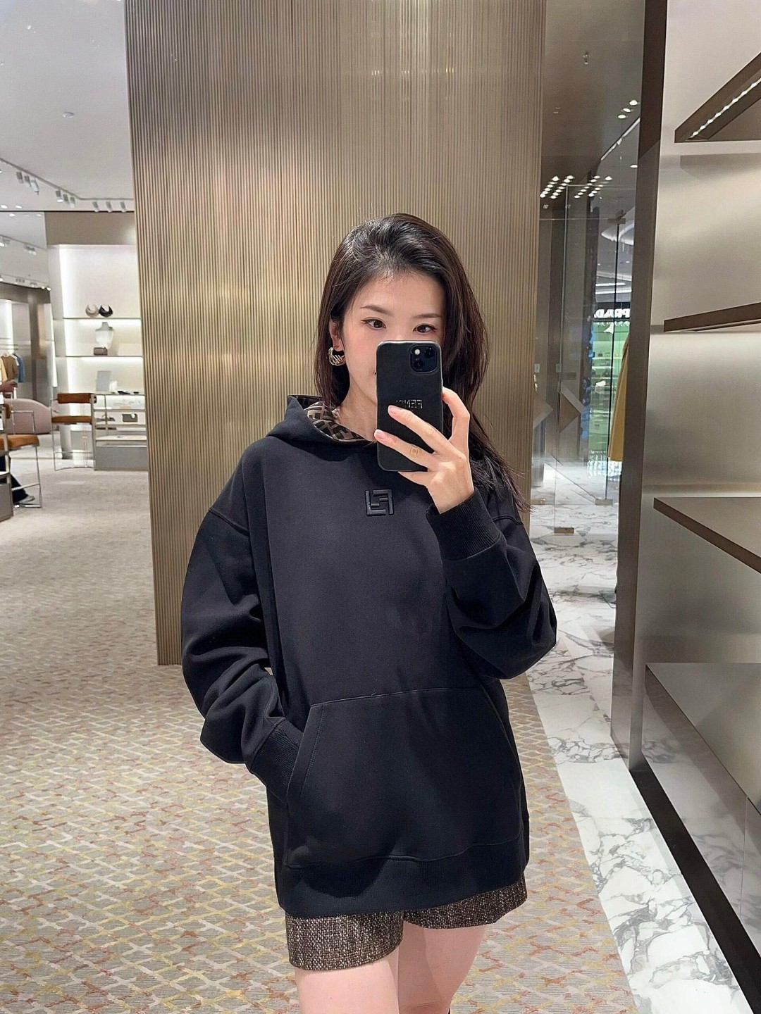 펜디 FF 자수 후드 티셔츠