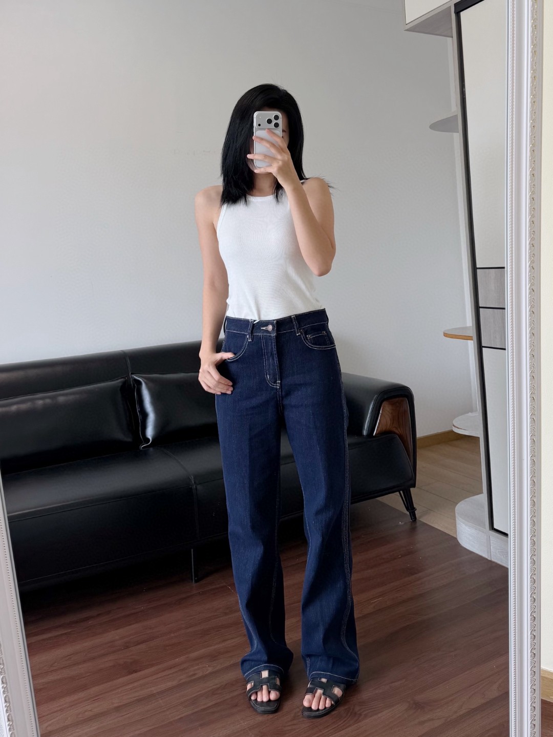 셀린느 스트레이트 레그 레더 라벨 진 청바지