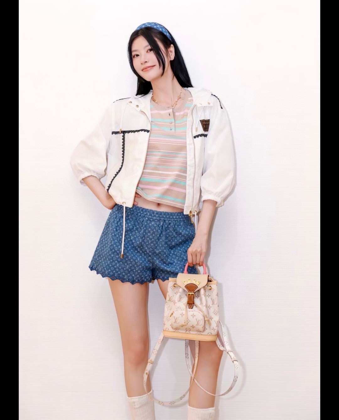 루이비통 몽수리 미니 LV 크래프티 모노그램 M2A079