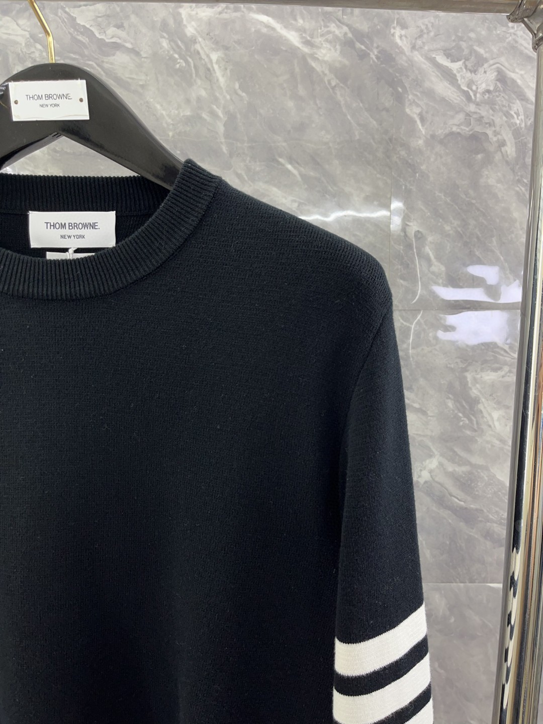 톰브라운 4바 풀오버 블랙니트 남녀공용 스웨터