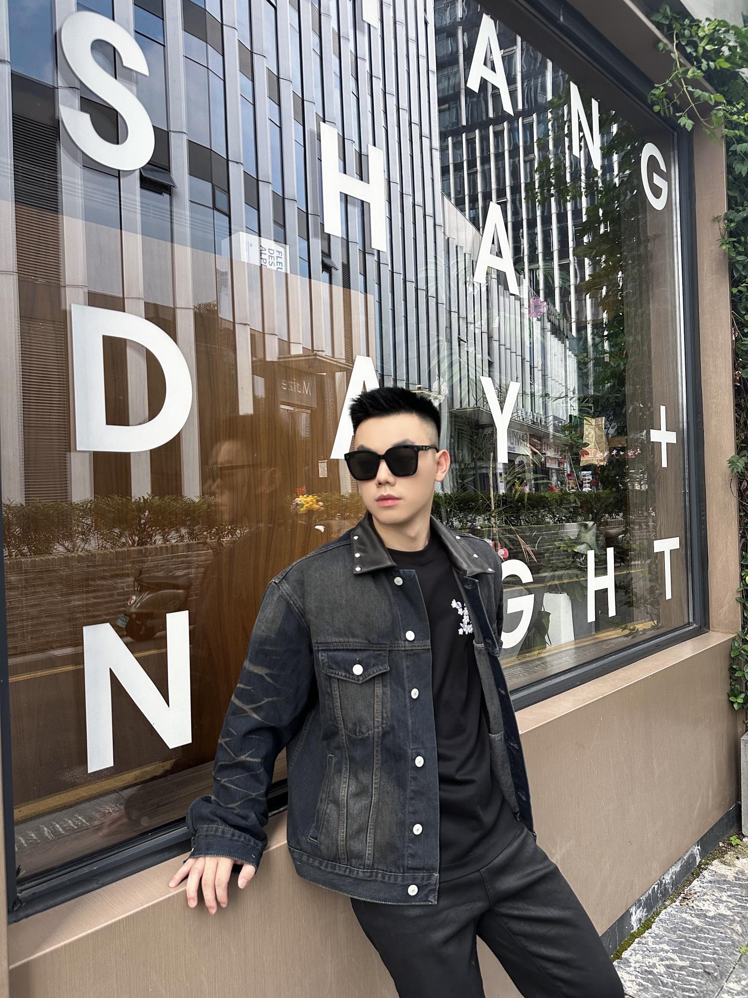 아크네 스튜디오 자수 데님 재킷