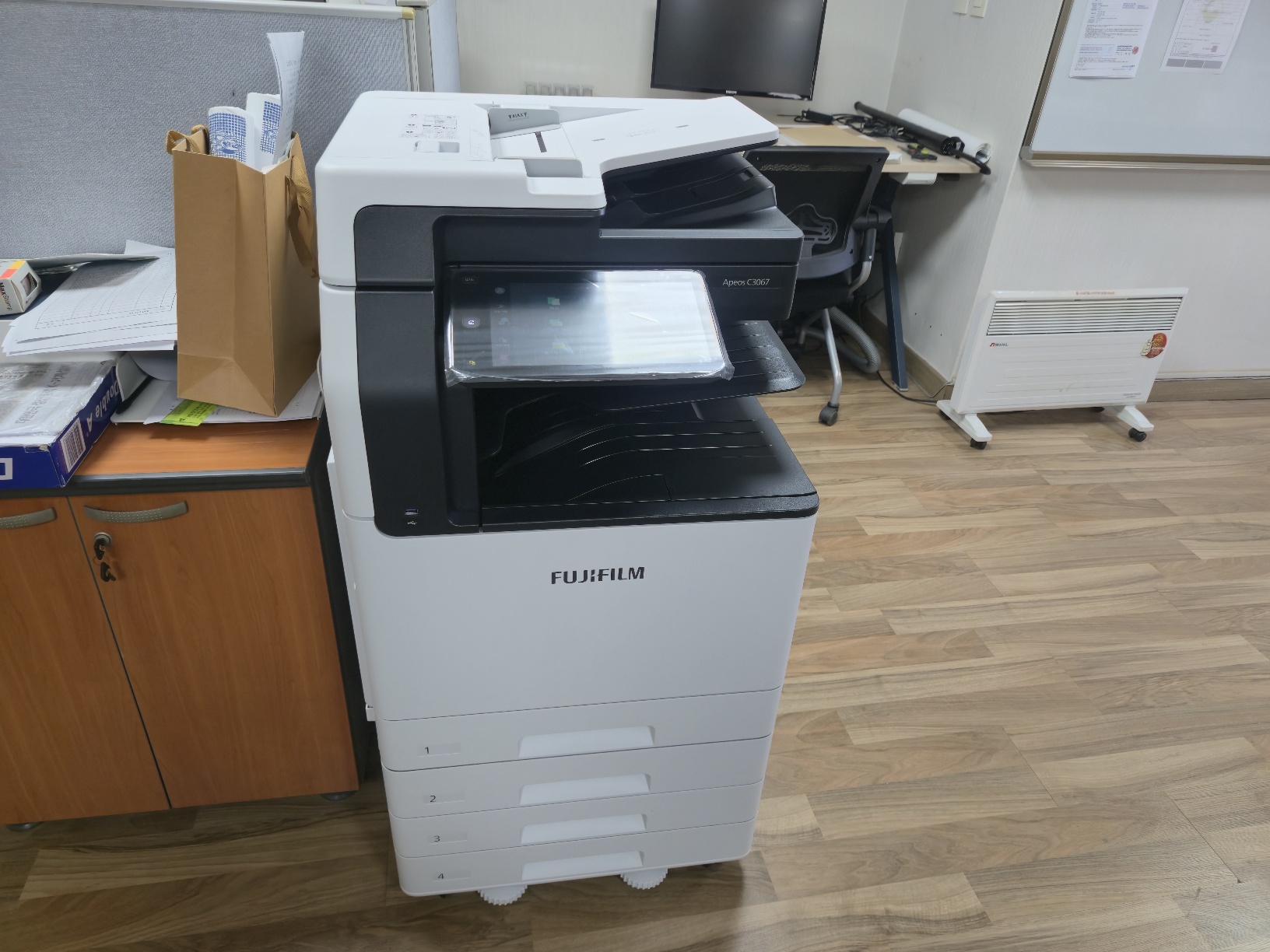KakaoTalk_20251222_182443130_05.jpg