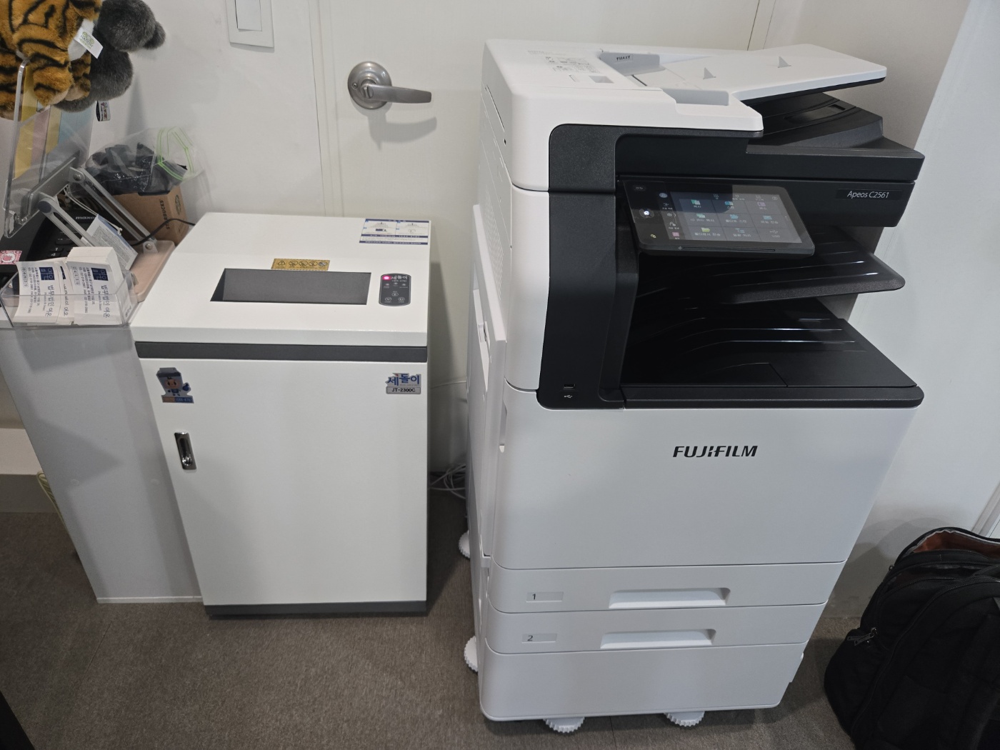d71777bac27f6.jpg