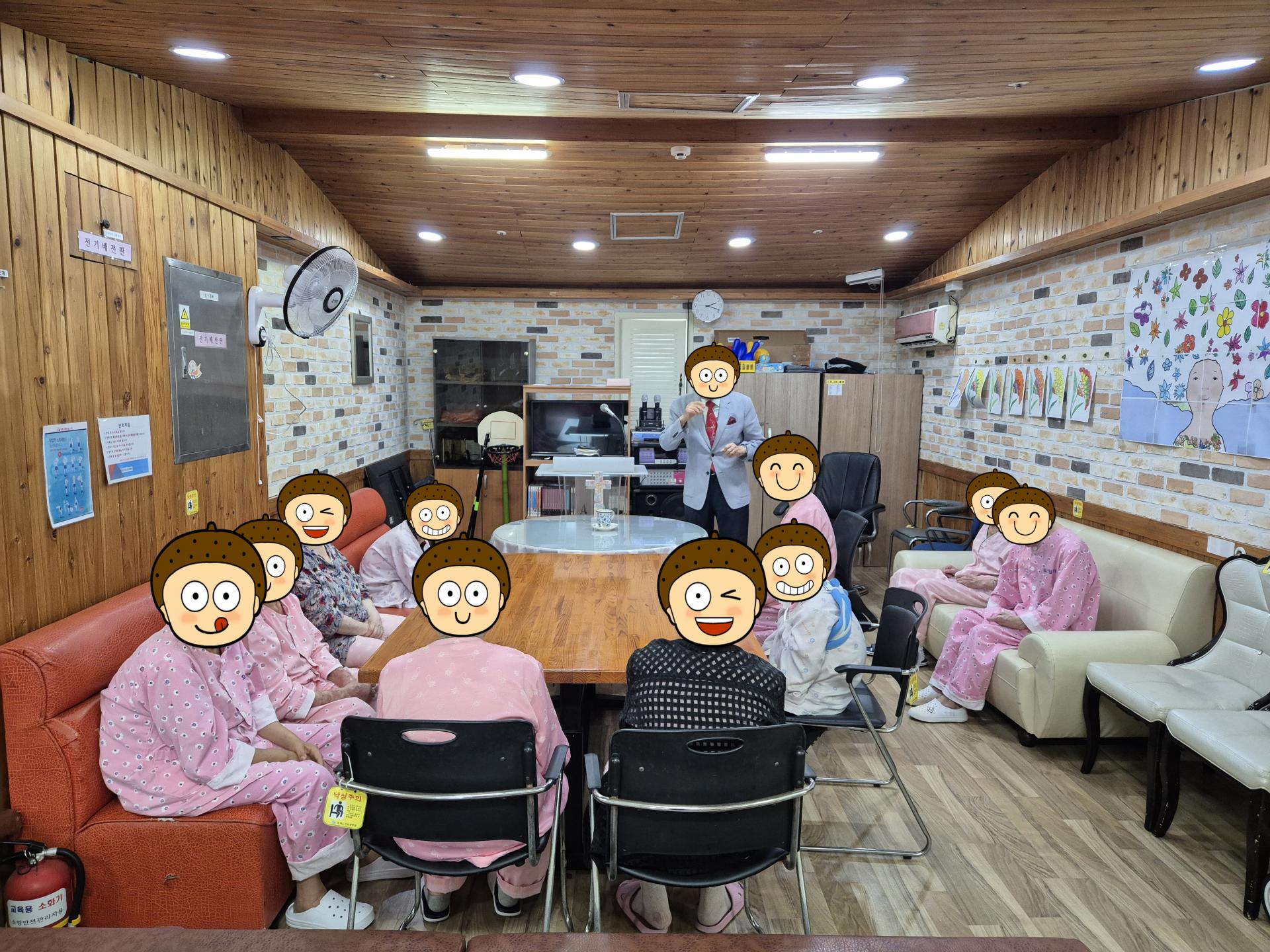 8f84f27bdb211.jpg