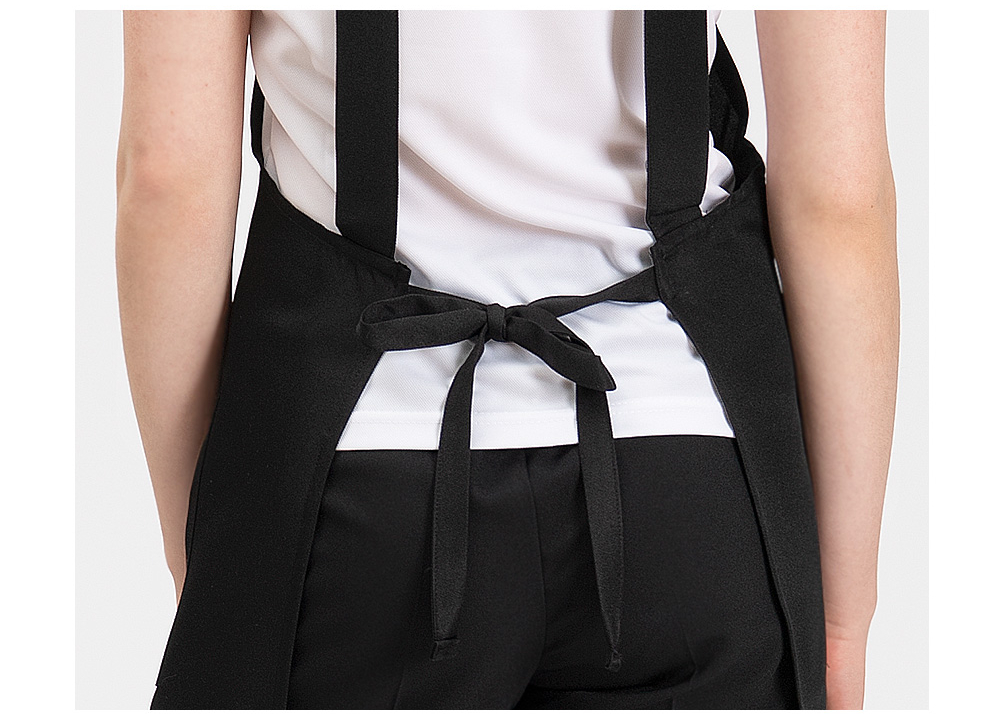 허리 끈으로 체형에 맞게 핏 조절이 가능한 H형 무지 앞치마