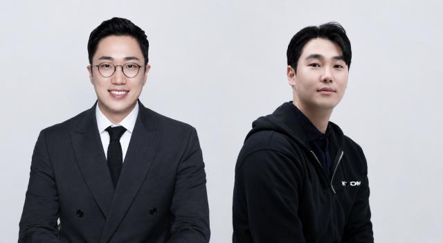 (왼쪽부터) 김동완 주미당 대표와 임재규 크립톤 팀장