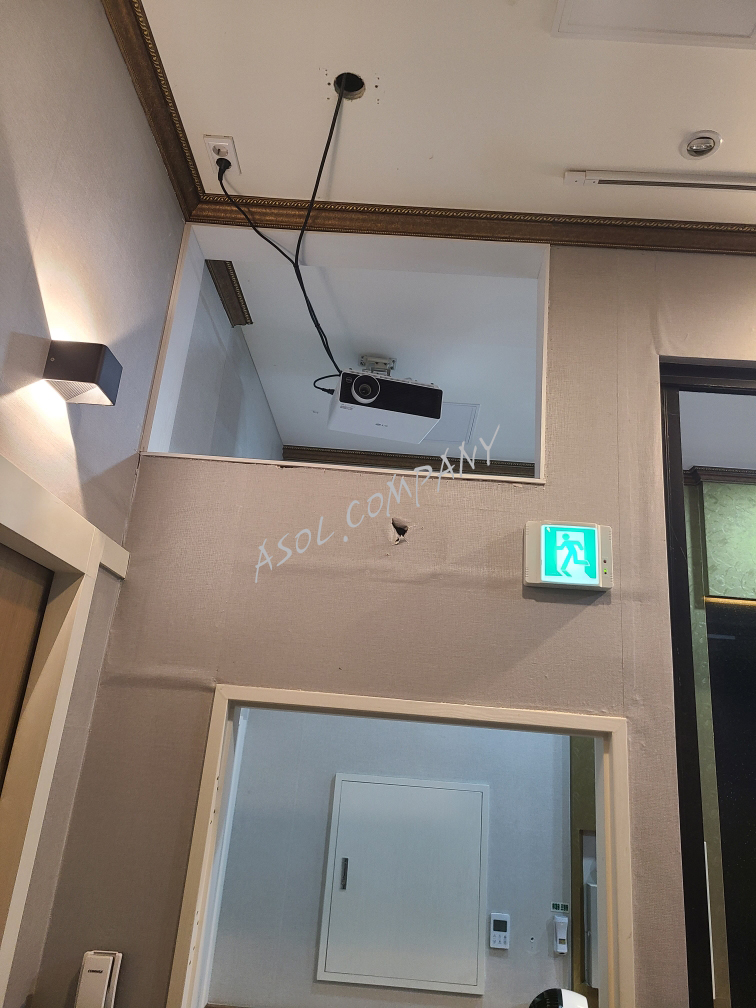 235716c29e67a.jpg