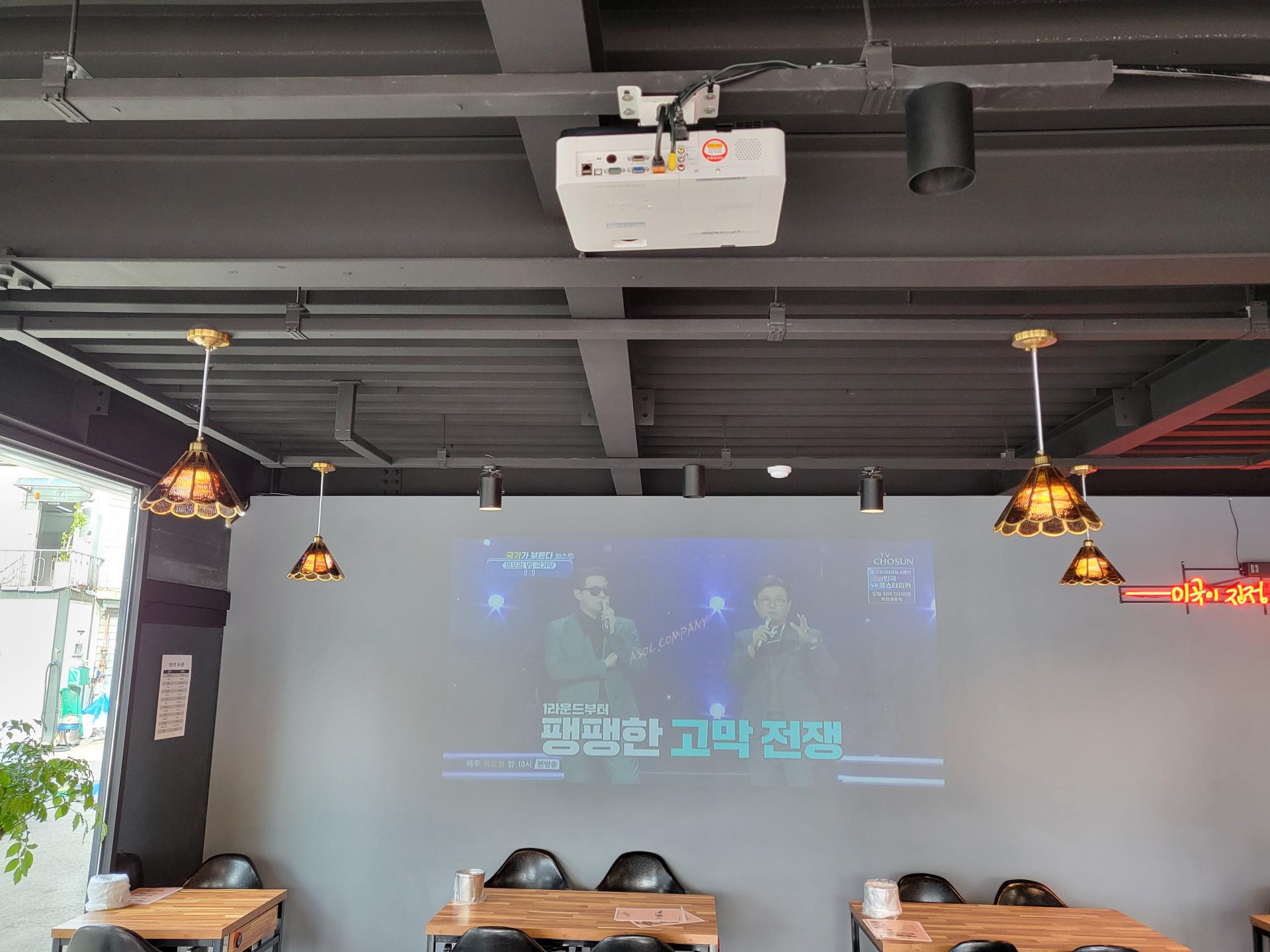 d804569e5bf26.jpg