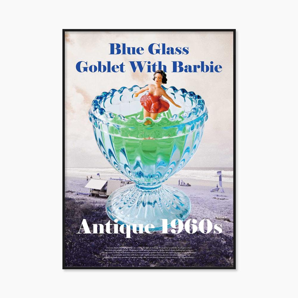 [souffle] Blue Glass Goblet With Barbie