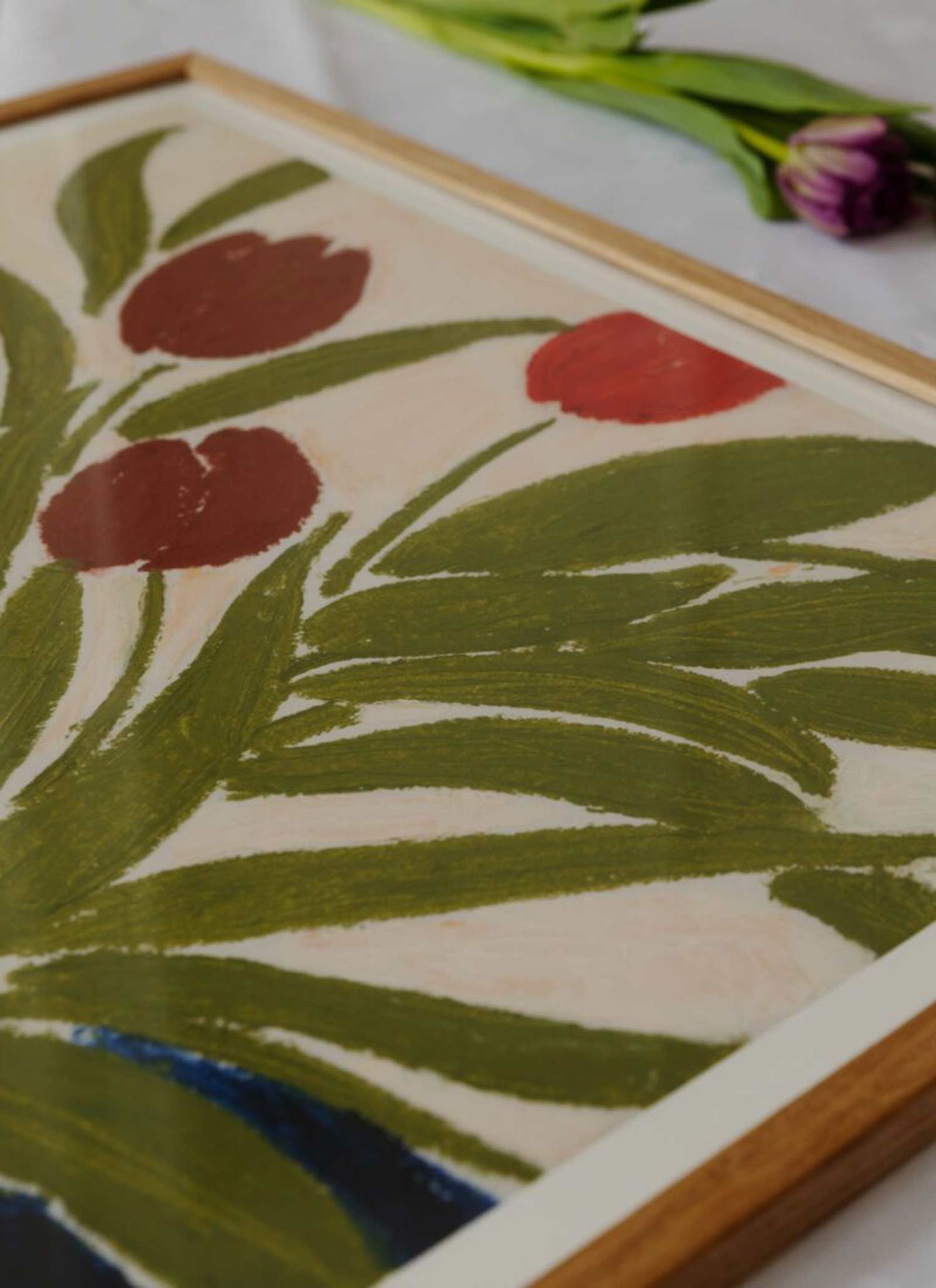 아닌 세실리 이베르센 Anine Cecilie Iversen Tulips in a Blue Vase 튤립 꽃 화병 그림 아트포스터 인테리어포스터 거실 액자