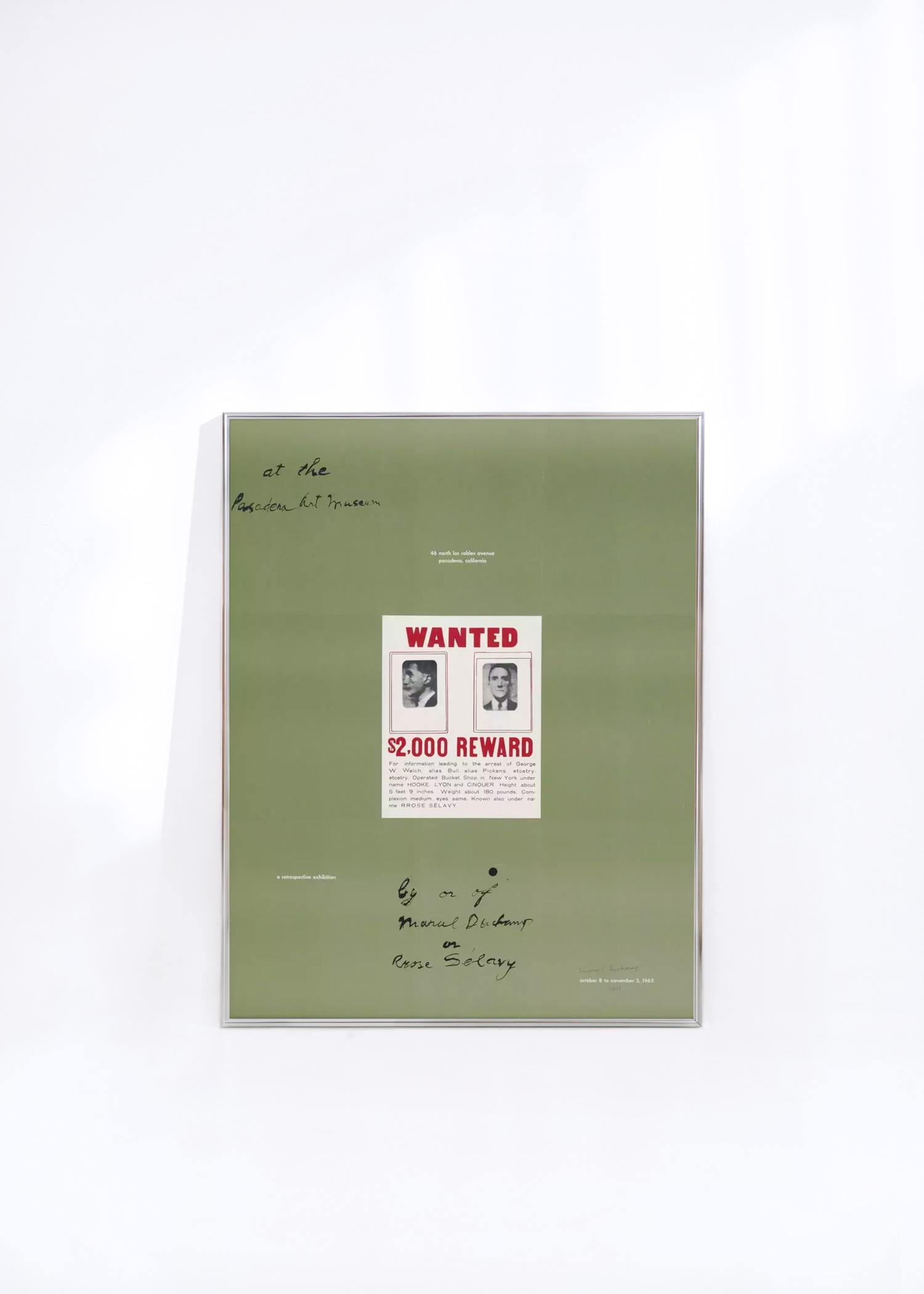 마르셀 뒤샹 현상수배 포스터 액자