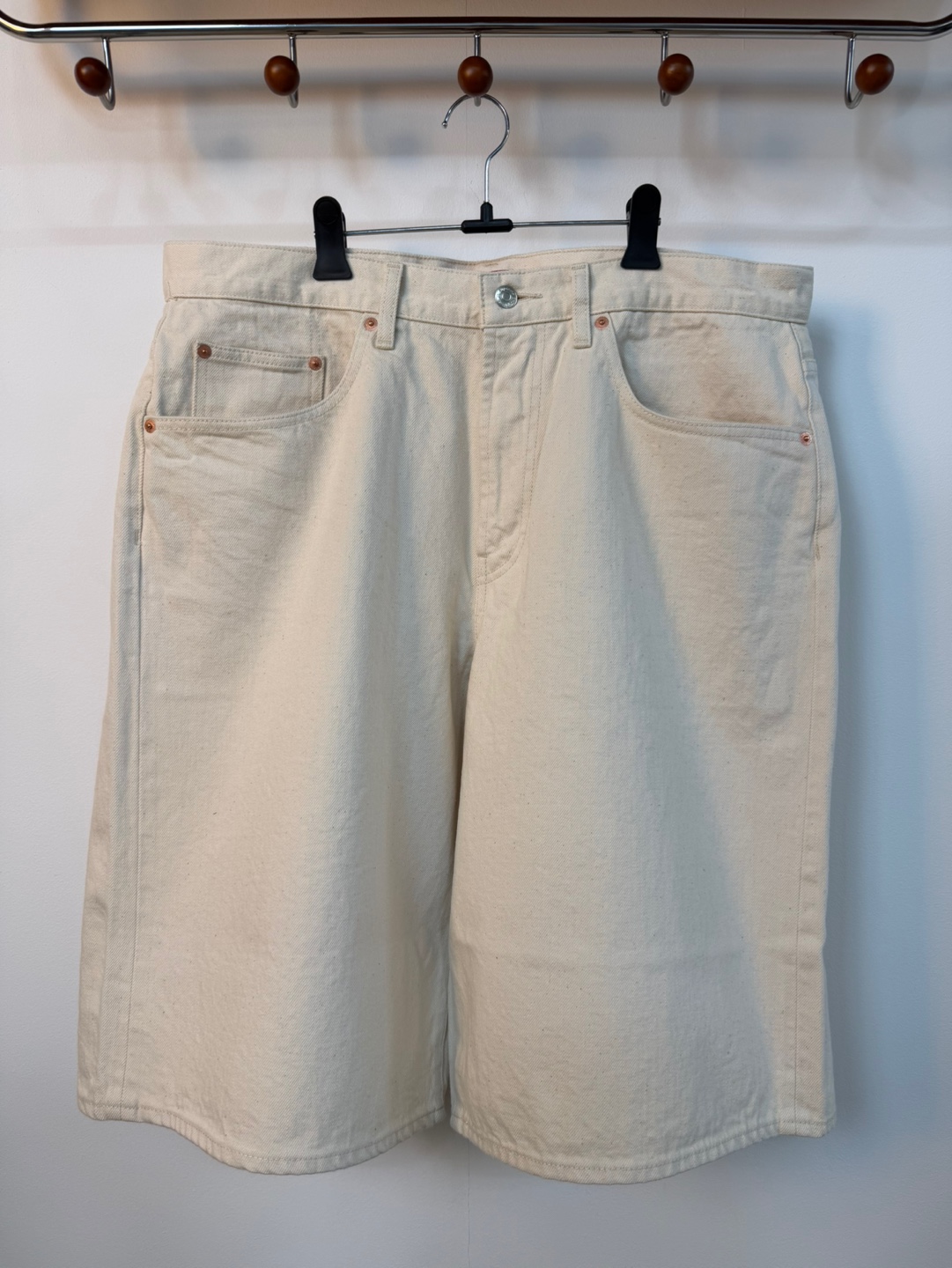 36] Supreme Baggy Selvedge Denim Short Off White : EDDYBRO HOUSE