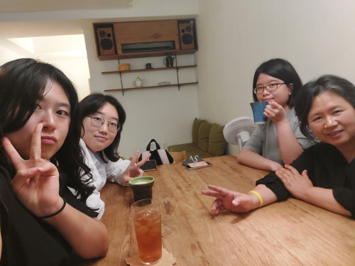 9d802a0790210.jpg