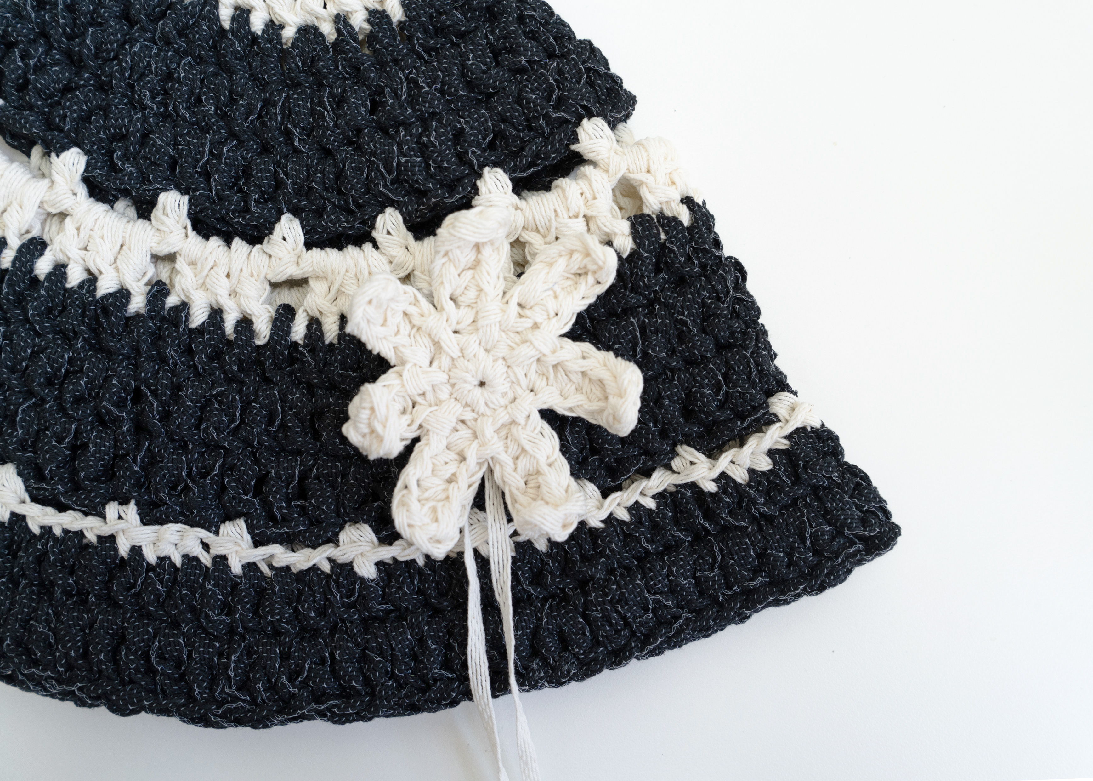 Flower cotton bucket hat - Black