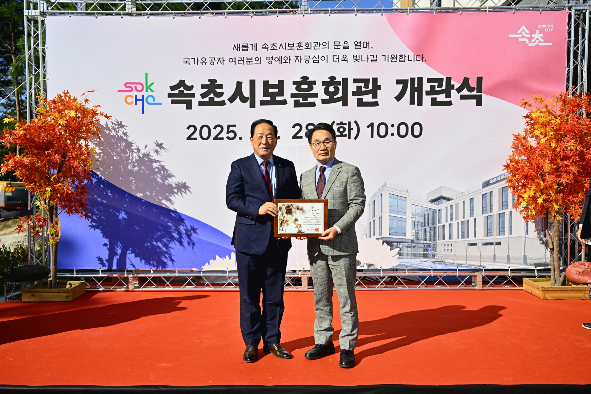 cb081427391cc.jpg