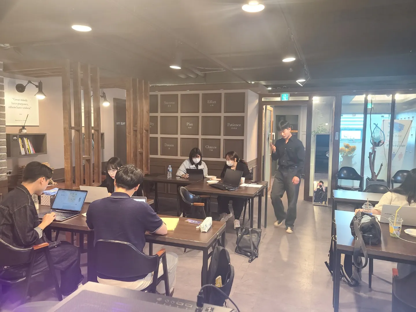 아이디넥스 회의실 사진 8