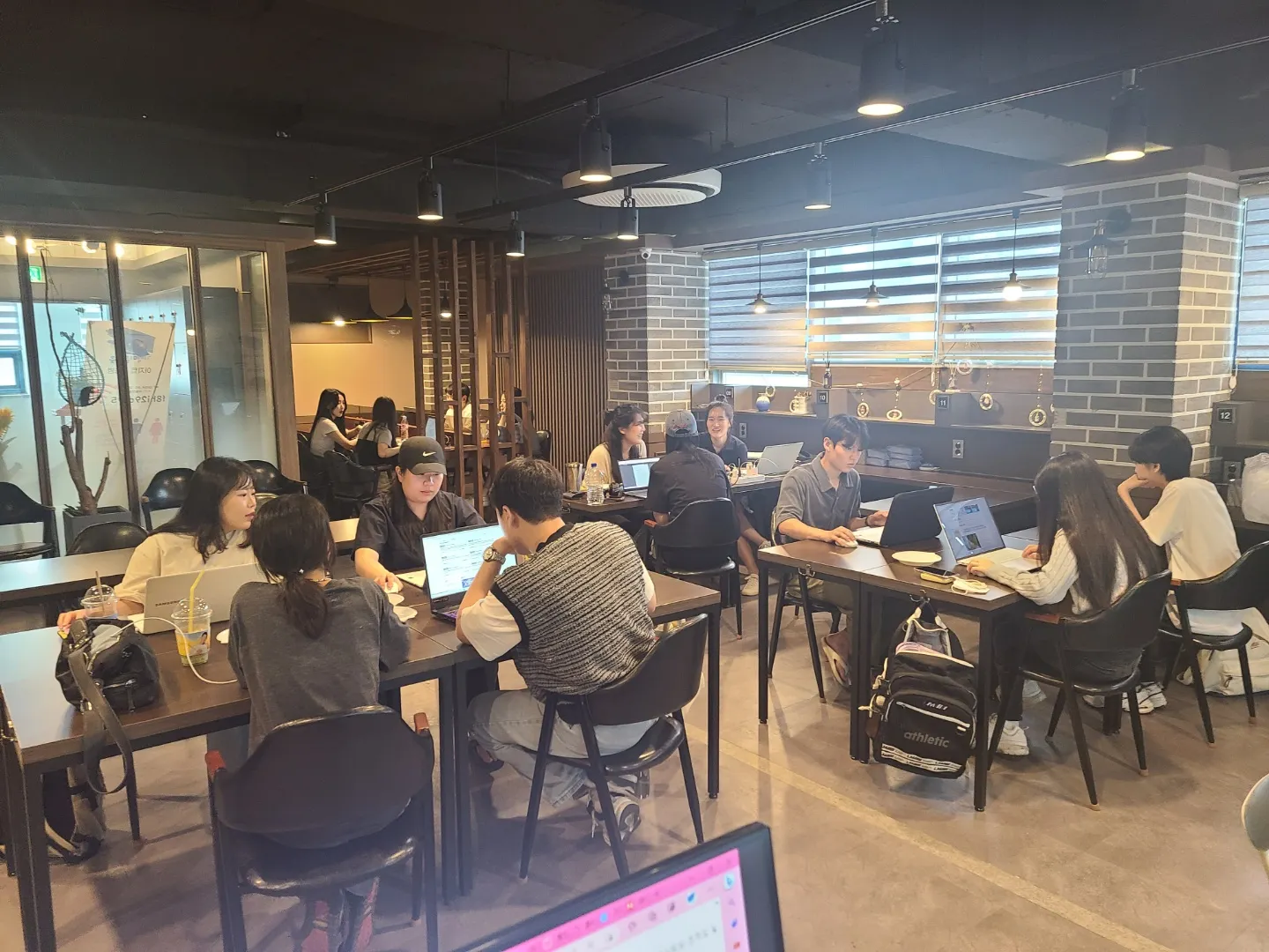 아이디넥스 회의실 사진 7