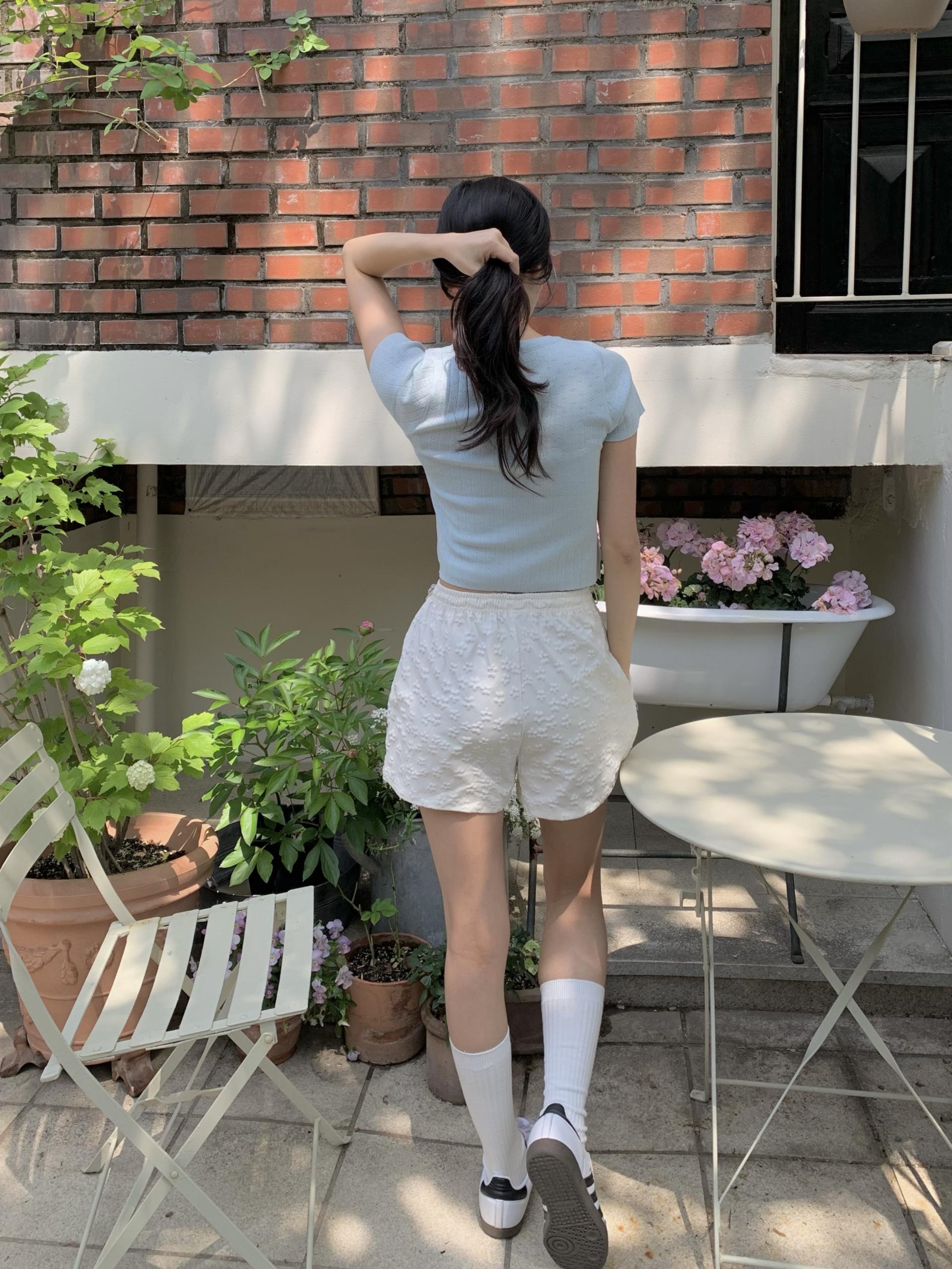 [퀄리티보장/프릴디테일]프릴 유넥 펀칭 니트 얇은 반팔 크롭 가디건 슬림 티셔츠 상세 이미지 26