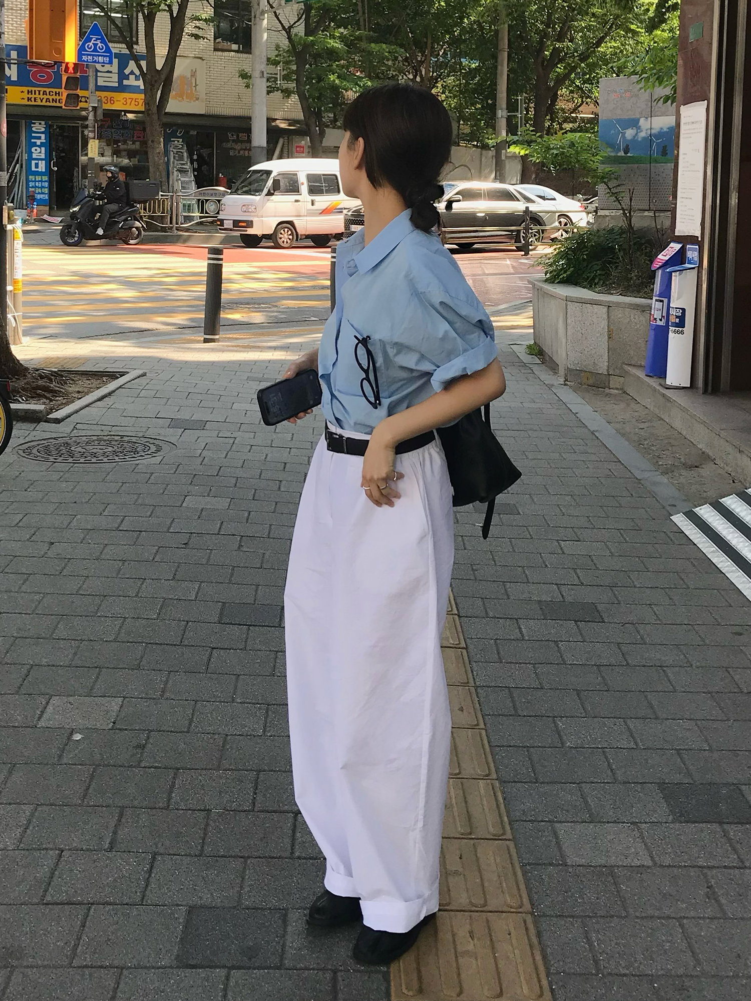 4214 ROUND NECK HALF SLEEVE T-SHIRT (BLUE)
