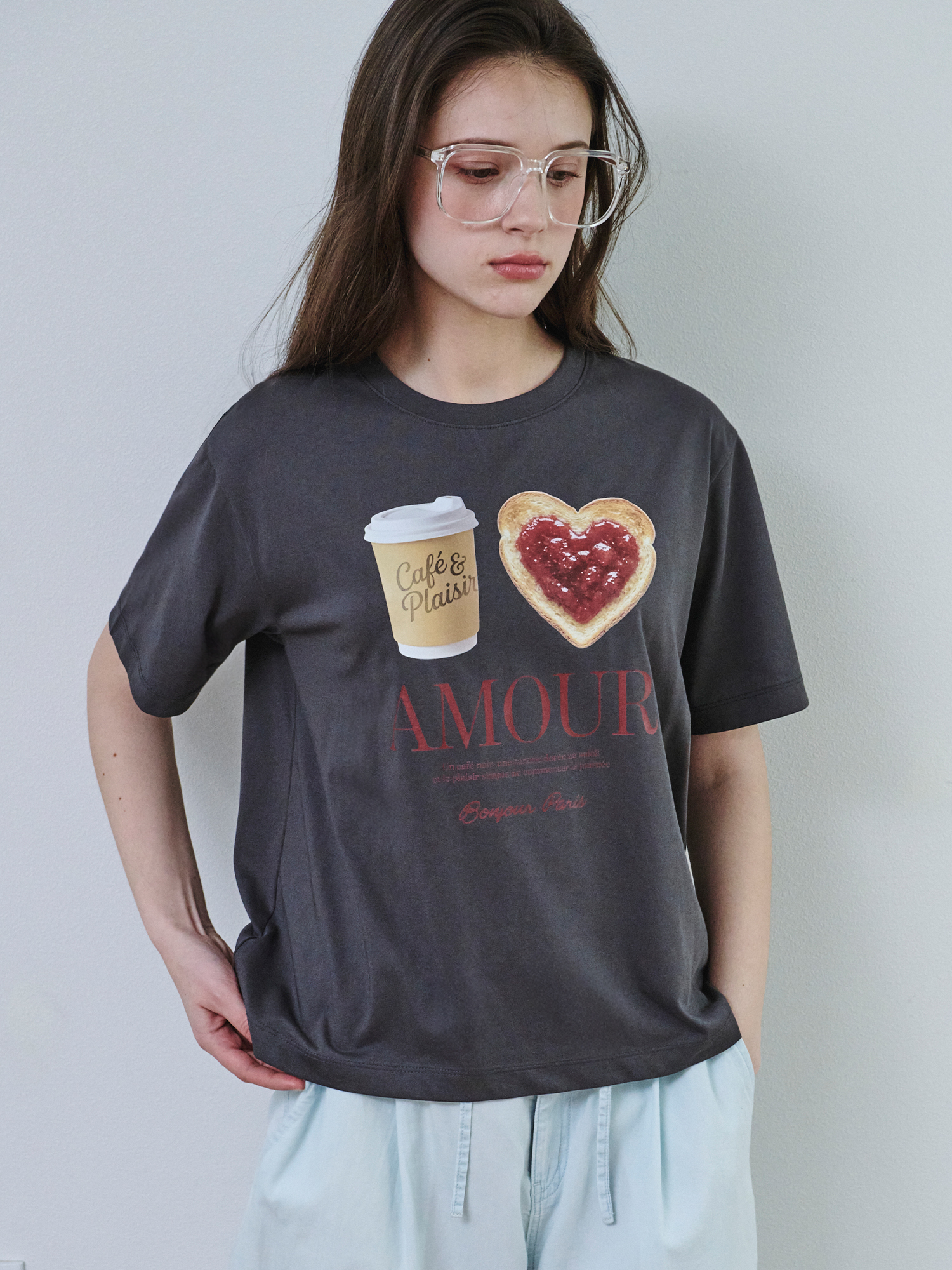 5218 AMORE GRAPHIC T/SHIRT (D/GREY)